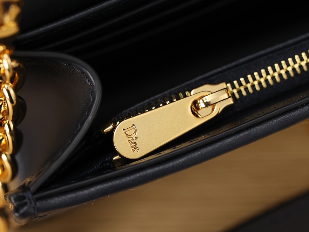 Shebag Super replica Dior Montaigne 30 east west bag review (August 2025 updated)-Best Quality Fake designer Bag Review, Replica designer bag ru Shebag Super replica Dior Montaigne 30 east west bag review (August 2025 updated)-Best Quality Fake designer Bag Review, Replica designer bag ru