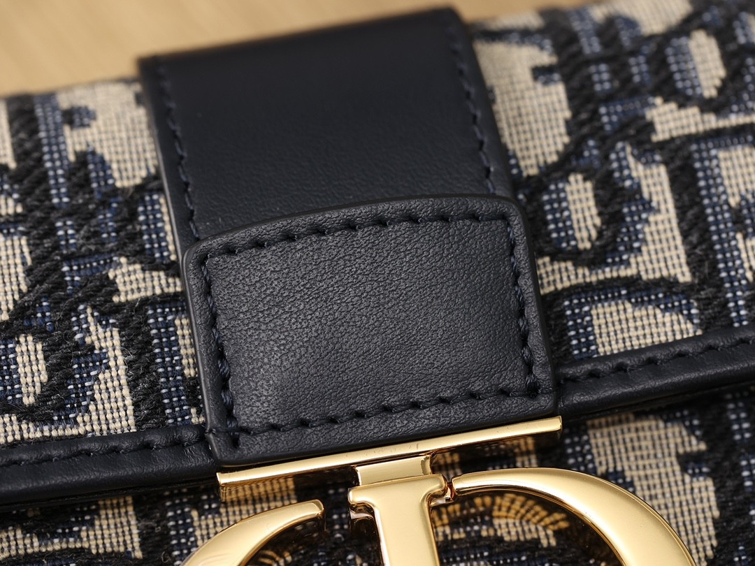 Shebag Super replica Dior Montaigne 30 east west bag review (August 2025 updated)-Best Quality Fake designer Bag Review, Replica designer bag ru Shebag Super replica Dior Montaigne 30 east west bag review (August 2025 updated)-Best Quality Fake designer Bag Review, Replica designer bag ru
