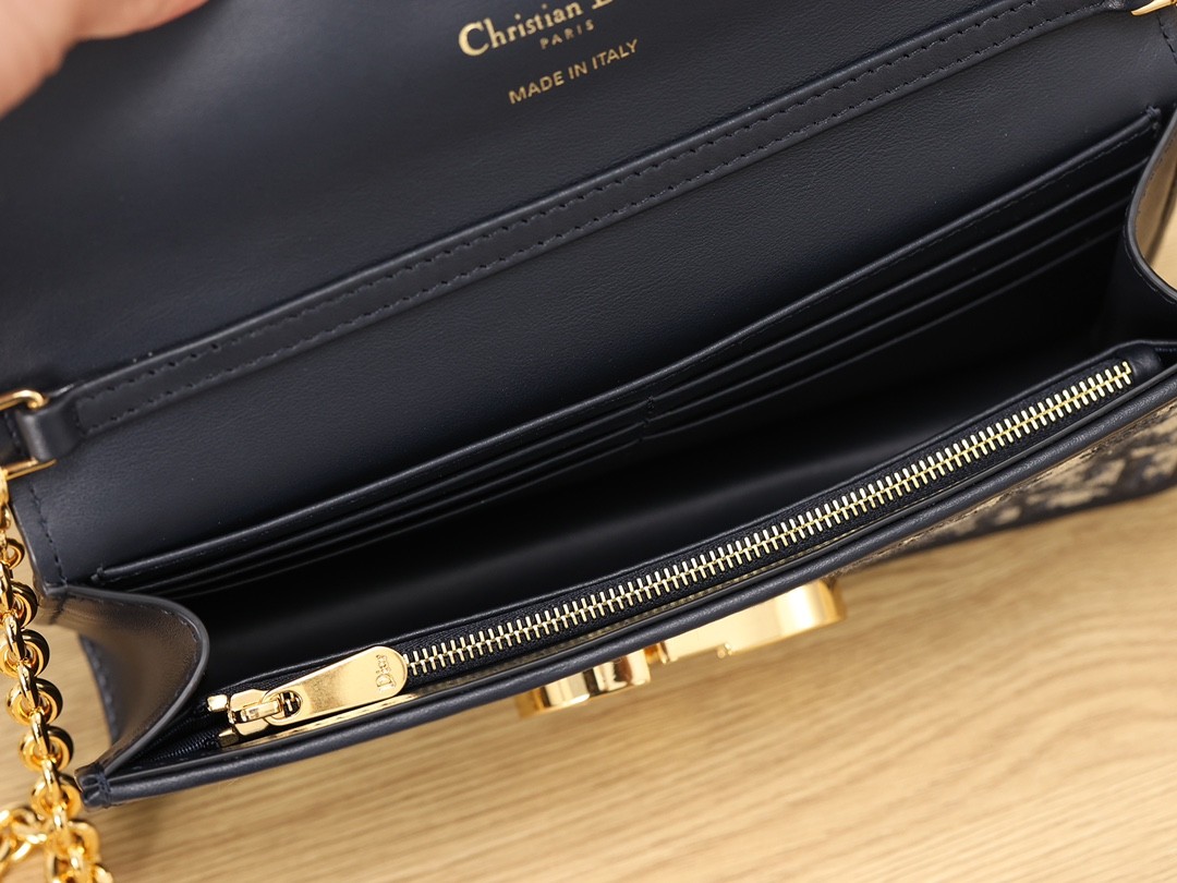 Shebag Super replica Dior Montaigne 30 east west bag review (August 2025 updated)-Best Quality Fake designer Bag Review, Replica designer bag ru Shebag Super replica Dior Montaigne 30 east west bag review (August 2025 updated)-Best Quality Fake designer Bag Review, Replica designer bag ru