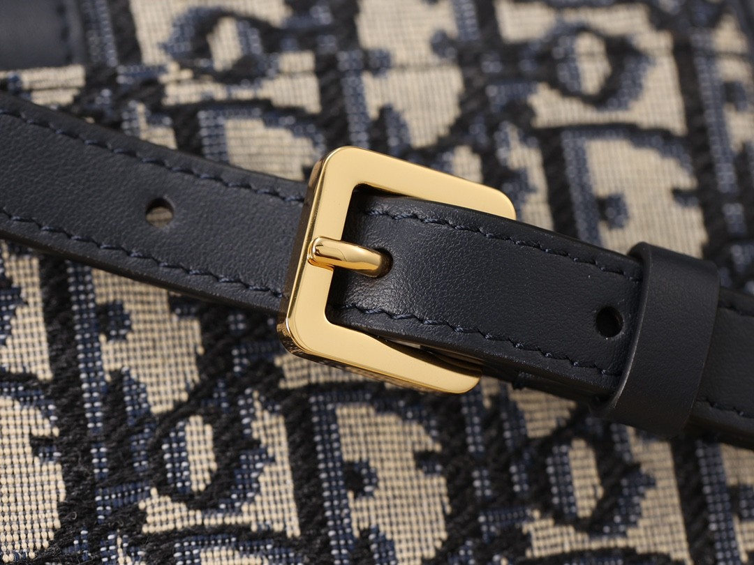 Shebag Super replica Dior Montaigne 30 east west bag review (August 2025 updated)-Best Quality Fake designer Bag Review, Replica designer bag ru Shebag Super replica Dior Montaigne 30 east west bag review (August 2025 updated)-Best Quality Fake designer Bag Review, Replica designer bag ru