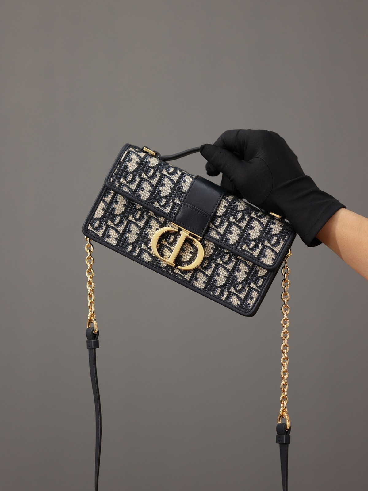 Shebag Super replica Dior Montaigne 30 east west bag review (August 2025 updated)-Best Quality Fake designer Bag Review, Replica designer bag ru Shebag Super replica Dior Montaigne 30 east west bag review (August 2025 updated)-Best Quality Fake designer Bag Review, Replica designer bag ru