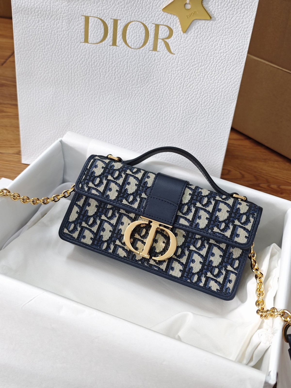 Shebag Super replica Dior Montaigne 30 east west bag review (August 2025 updated)-Best Quality Fake designer Bag Review, Replica designer bag ru Shebag Super replica Dior Montaigne 30 east west bag review (August 2025 updated)-Best Quality Fake designer Bag Review, Replica designer bag ru