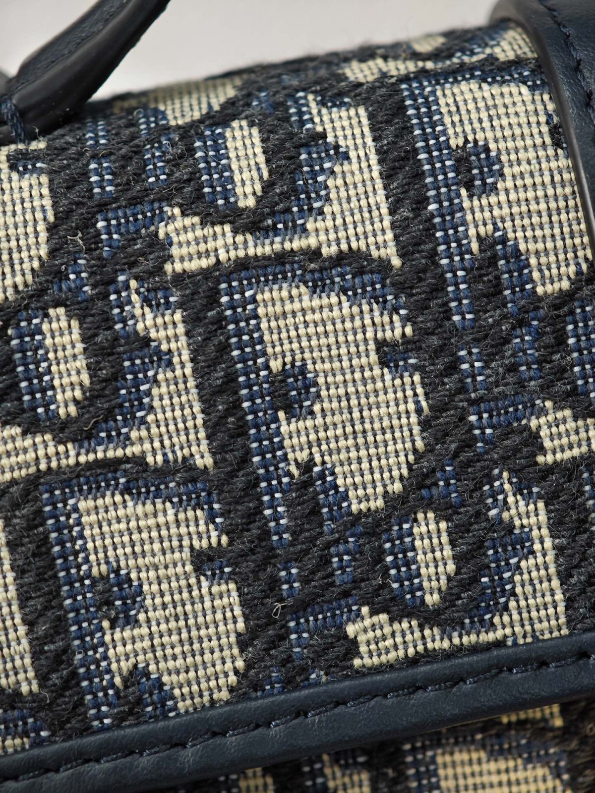 Shebag Super replica Dior Montaigne 30 east west bag review (August 2025 updated)-Best Quality Fake designer Bag Review, Replica designer bag ru Shebag Super replica Dior Montaigne 30 east west bag review (August 2025 updated)-Best Quality Fake designer Bag Review, Replica designer bag ru