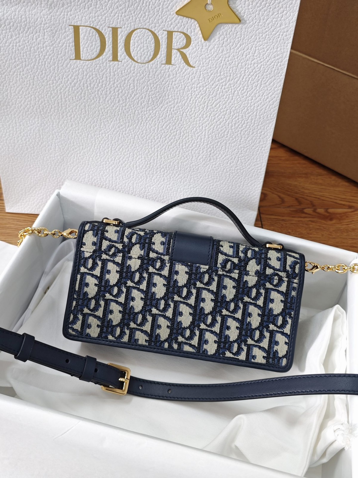 Shebag Super replica Dior Montaigne 30 east west bag review (August 2025 updated)-Best Quality Fake designer Bag Review, Replica designer bag ru Shebag Super replica Dior Montaigne 30 east west bag review (August 2025 updated)-Best Quality Fake designer Bag Review, Replica designer bag ru