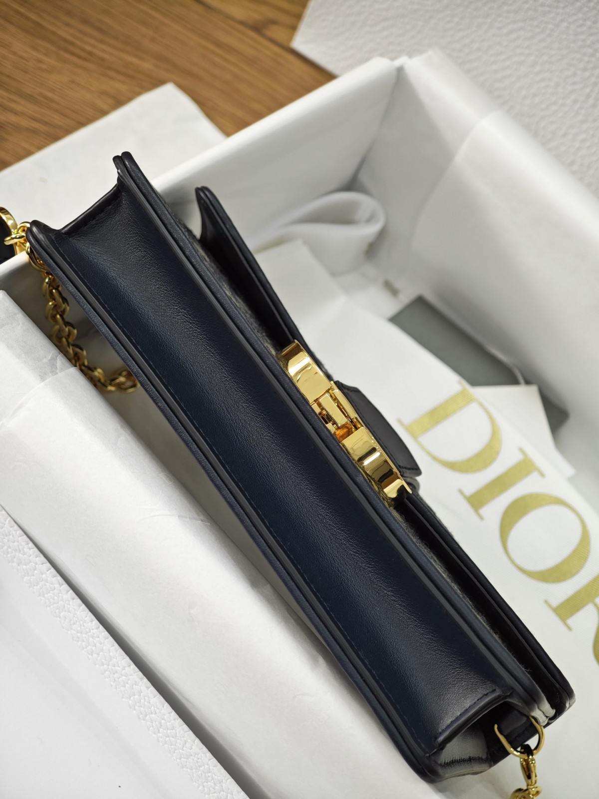 Shebag Super replica Dior Montaigne 30 east west bag review (August 2025 updated)-Best Quality Fake designer Bag Review, Replica designer bag ru Shebag Super replica Dior Montaigne 30 east west bag review (August 2025 updated)-Best Quality Fake designer Bag Review, Replica designer bag ru