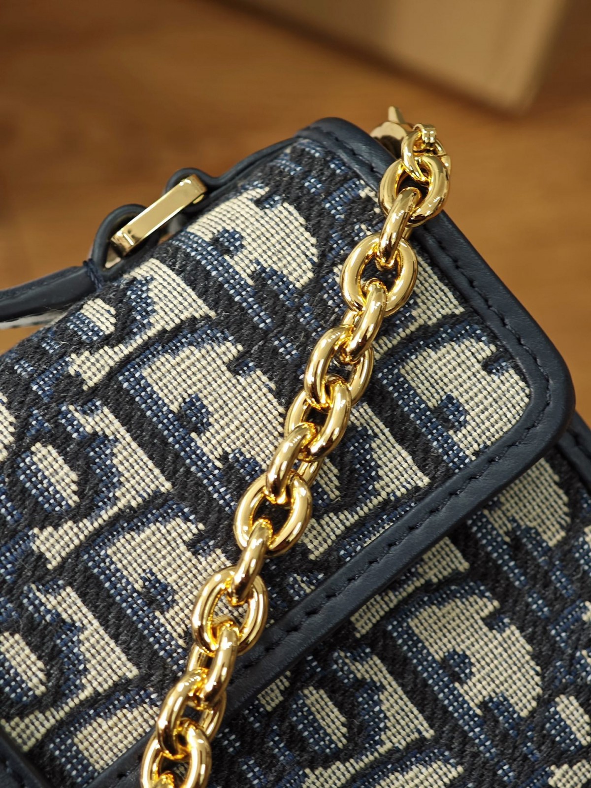 Shebag Super replica Dior Montaigne 30 east west bag review (August 2025 updated)-Best Quality Fake designer Bag Review, Replica designer bag ru Shebag Super replica Dior Montaigne 30 east west bag review (August 2025 updated)-Best Quality Fake designer Bag Review, Replica designer bag ru
