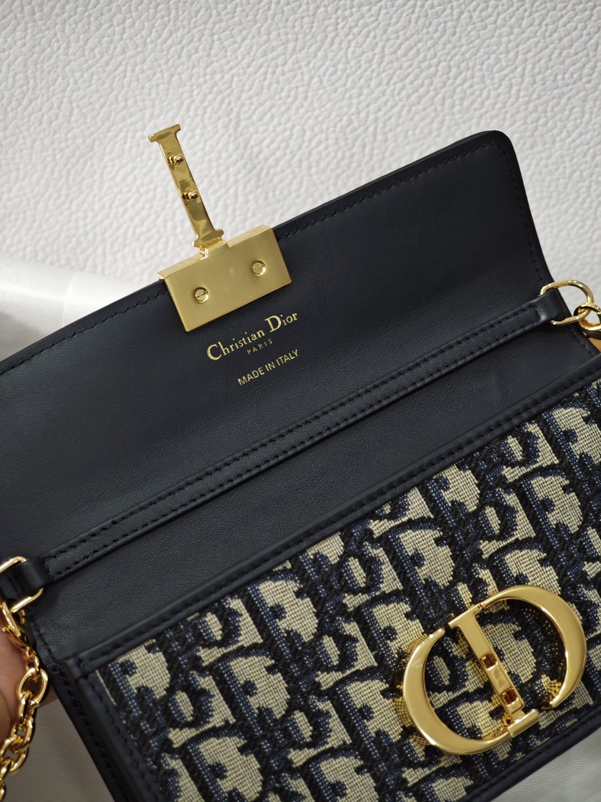 Shebag Super replica Dior Montaigne 30 east west bag review (August 2025 updated)-Best Quality Fake designer Bag Review, Replica designer bag ru Shebag Super replica Dior Montaigne 30 east west bag review (August 2025 updated)-Best Quality Fake designer Bag Review, Replica designer bag ru