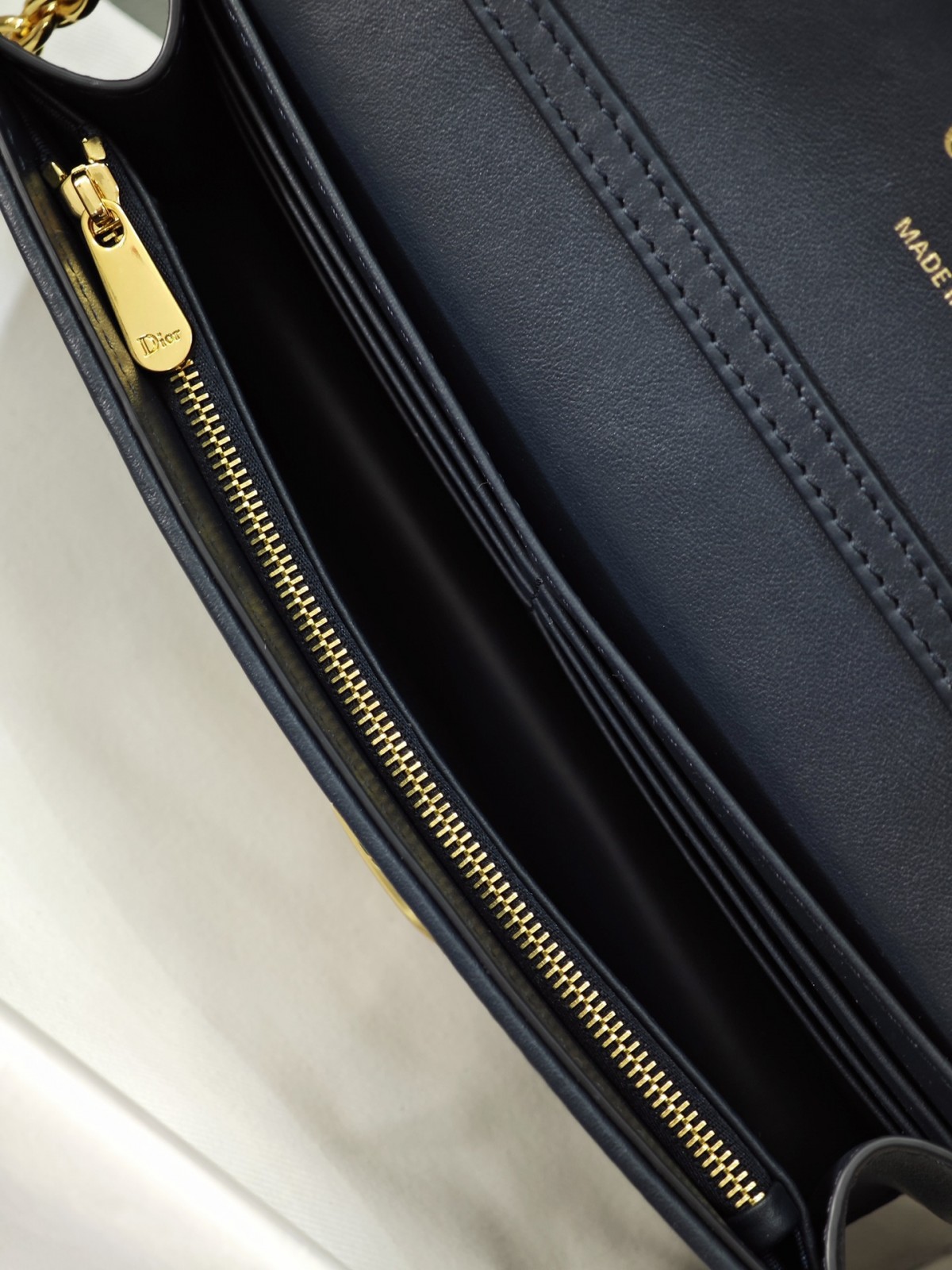 Shebag Super replica Dior Montaigne 30 east west bag review (August 2025 updated)-Best Quality Fake designer Bag Review, Replica designer bag ru Shebag Super replica Dior Montaigne 30 east west bag review (August 2025 updated)-Best Quality Fake designer Bag Review, Replica designer bag ru