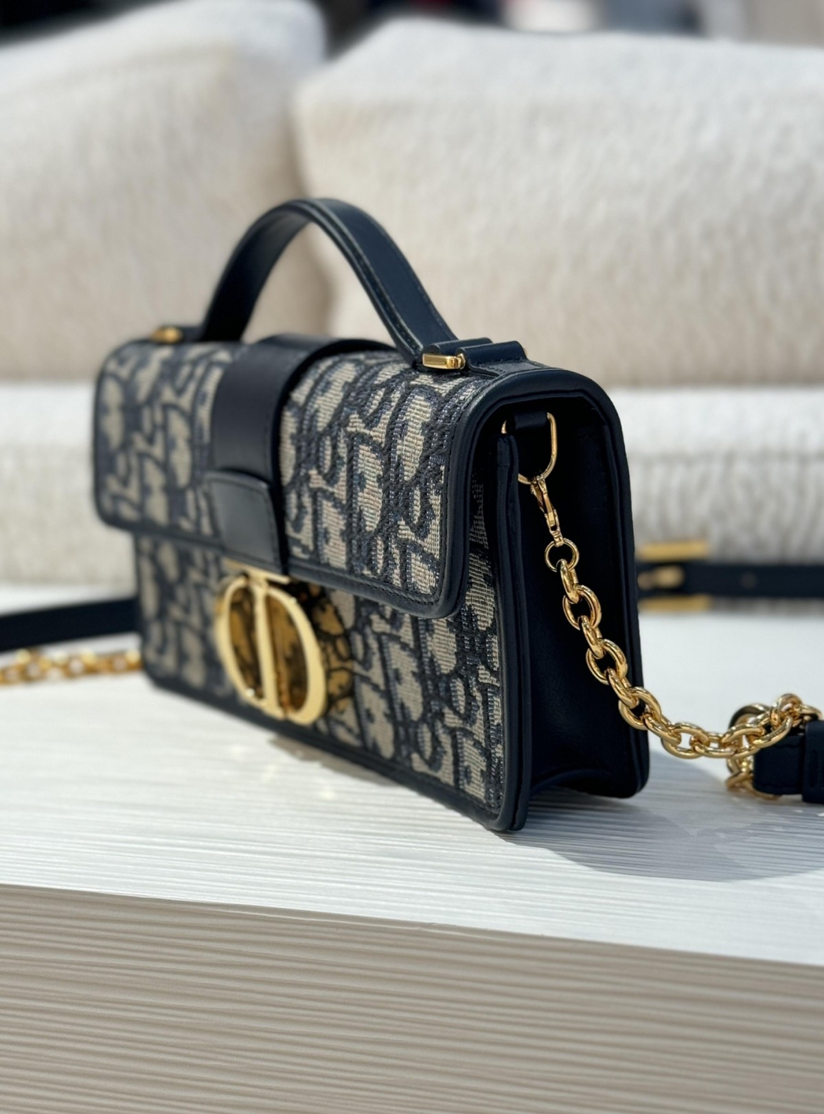 Shebag Super replica Dior Montaigne 30 east west bag review (August 2025 updated)-Best Quality Fake designer Bag Review, Replica designer bag ru Shebag Super replica Dior Montaigne 30 east west bag review (August 2025 updated)-Best Quality Fake designer Bag Review, Replica designer bag ru