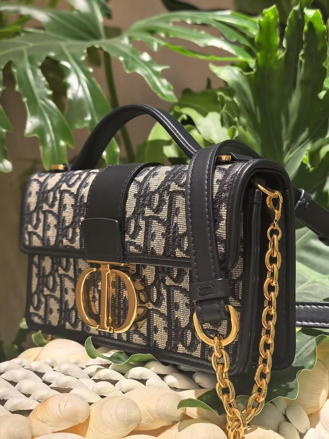 Shebag Super replica Dior Montaigne 30 east west bag review (August 2025 updated)-Best Quality Fake designer Bag Review, Replica designer bag ru Shebag Super replica Dior Montaigne 30 east west bag review (August 2025 updated)-Best Quality Fake designer Bag Review, Replica designer bag ru