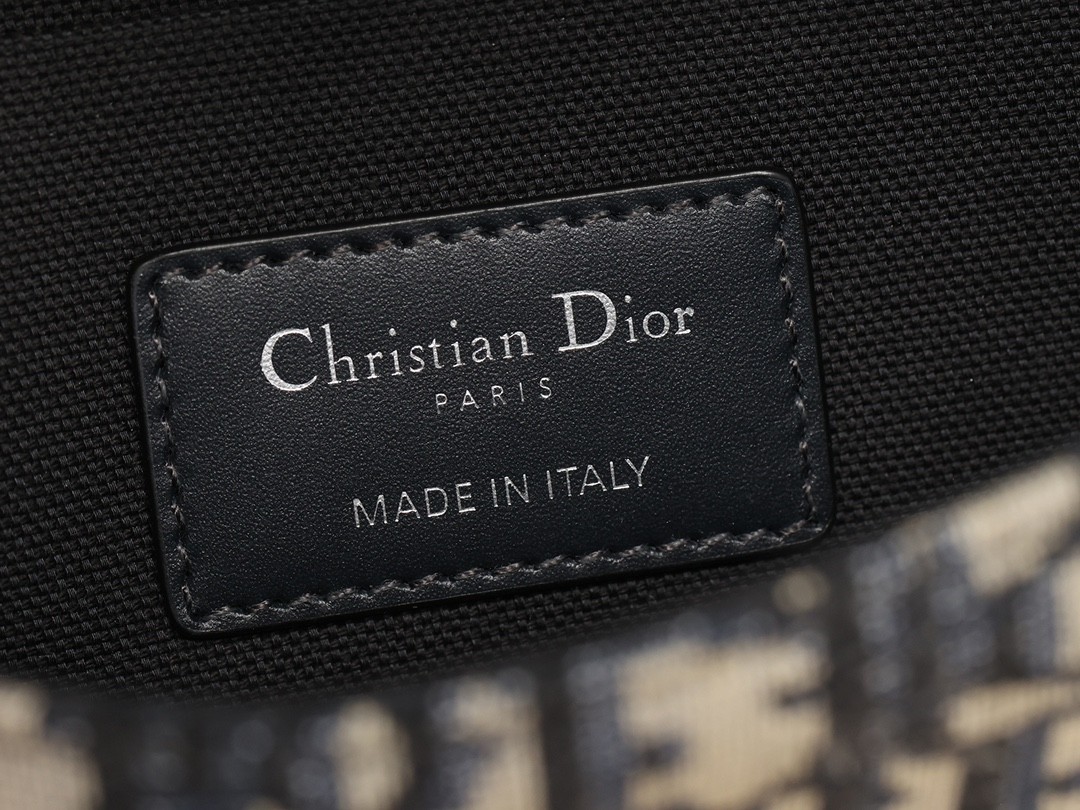Shebag Super replica Dior Montaigne 30 east west bag review (August 2025 updated)-Best Quality Fake designer Bag Review, Replica designer bag ru Shebag Super replica Dior Montaigne 30 east west bag review (August 2025 updated)-Best Quality Fake designer Bag Review, Replica designer bag ru