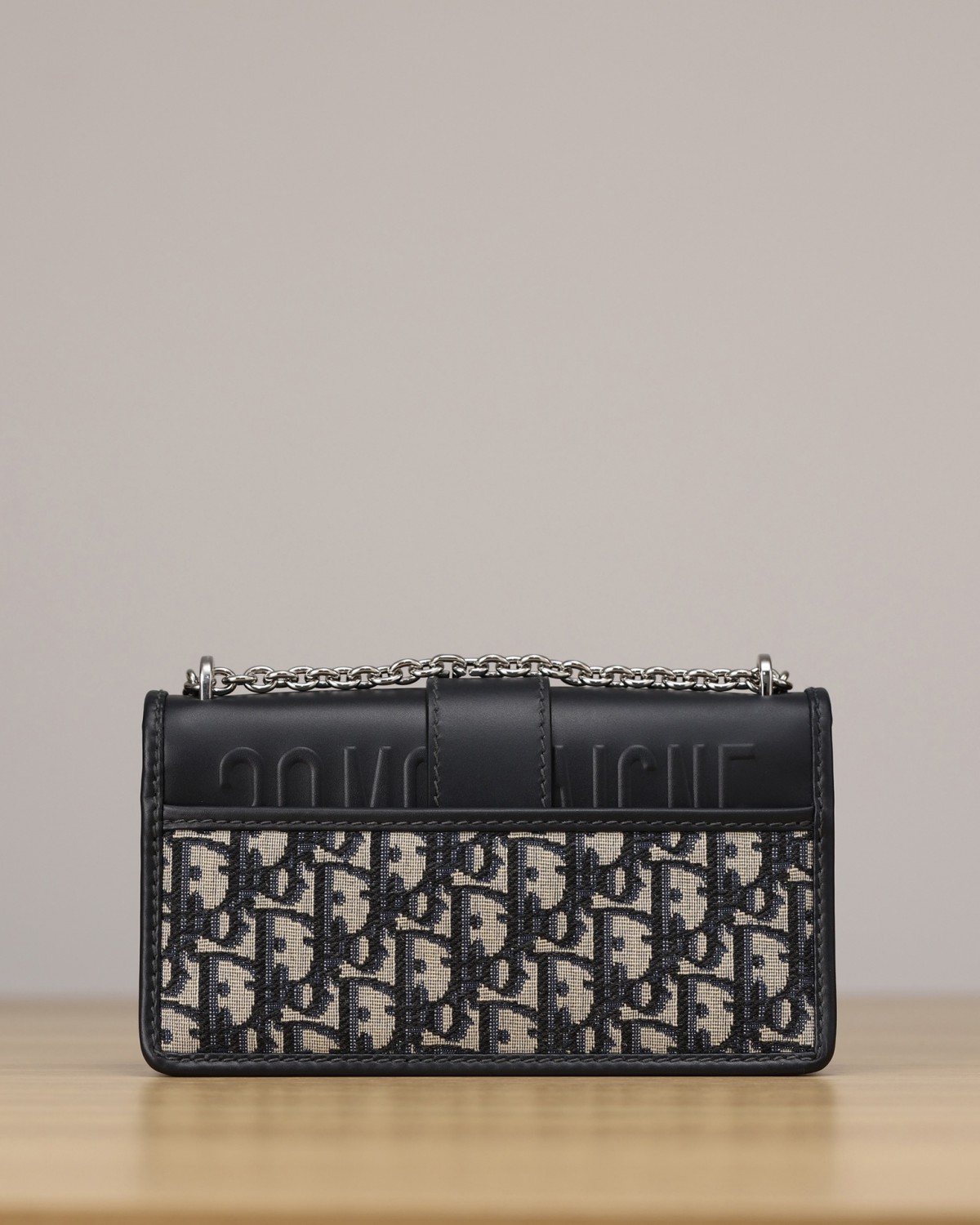 Shebag Super replica Dior Montaigne 30 east west bag review (August 2025 updated)-Best Quality Fake designer Bag Review, Replica designer bag ru Shebag Super replica Dior Montaigne 30 east west bag review (August 2025 updated)-Best Quality Fake designer Bag Review, Replica designer bag ru