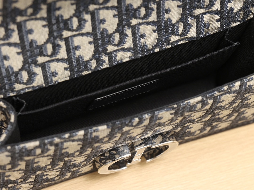Shebag Super replica Dior Montaigne 30 east west bag review (August 2025 updated)-Best Quality Fake designer Bag Review, Replica designer bag ru Shebag Super replica Dior Montaigne 30 east west bag review (August 2025 updated)-Best Quality Fake designer Bag Review, Replica designer bag ru