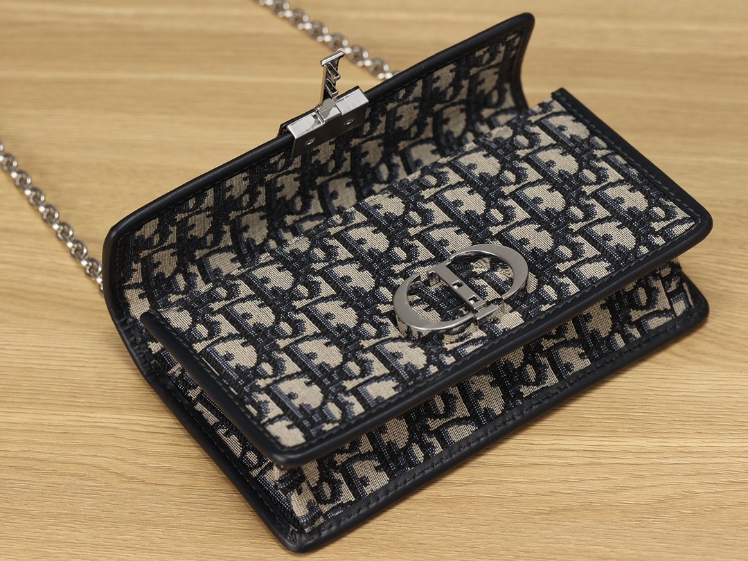 Shebag Super replica Dior Montaigne 30 east west bag review (August 2025 updated)-Best Quality Fake designer Bag Review, Replica designer bag ru Shebag Super replica Dior Montaigne 30 east west bag review (August 2025 updated)-Best Quality Fake designer Bag Review, Replica designer bag ru