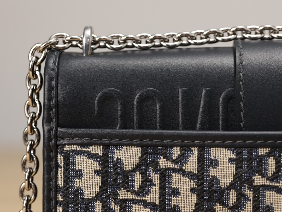 Shebag Super replica Dior Montaigne 30 east west bag review (August 2025 updated)-Best Quality Fake designer Bag Review, Replica designer bag ru Shebag Super replica Dior Montaigne 30 east west bag review (August 2025 updated)-Best Quality Fake designer Bag Review, Replica designer bag ru