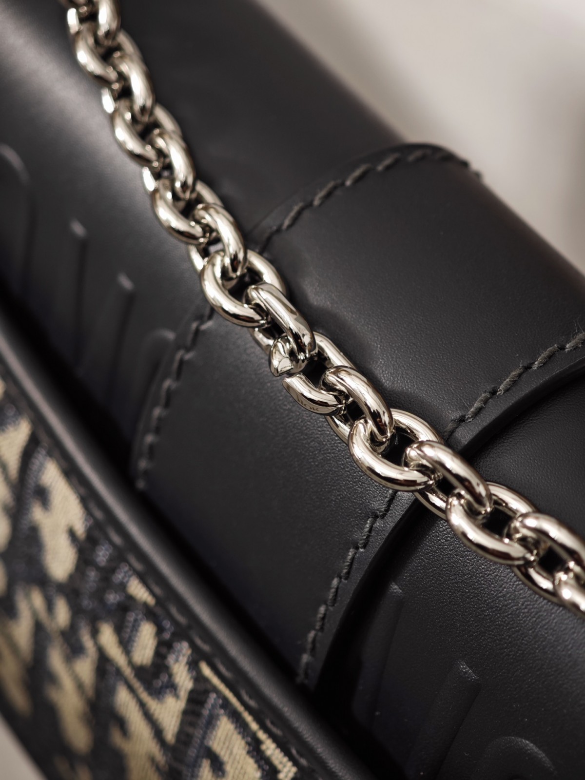 Shebag Super replica Dior Montaigne 30 east west bag review (August 2025 updated)-Best Quality Fake designer Bag Review, Replica designer bag ru Shebag Super replica Dior Montaigne 30 east west bag review (August 2025 updated)-Best Quality Fake designer Bag Review, Replica designer bag ru