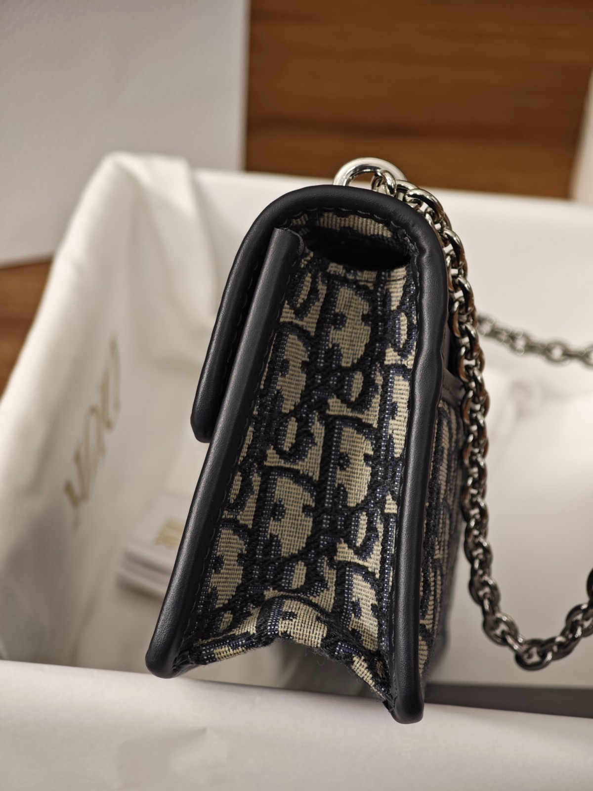 Shebag Super replica Dior Montaigne 30 east west bag review (August 2025 updated)-Best Quality Fake designer Bag Review, Replica designer bag ru Shebag Super replica Dior Montaigne 30 east west bag review (August 2025 updated)-Best Quality Fake designer Bag Review, Replica designer bag ru