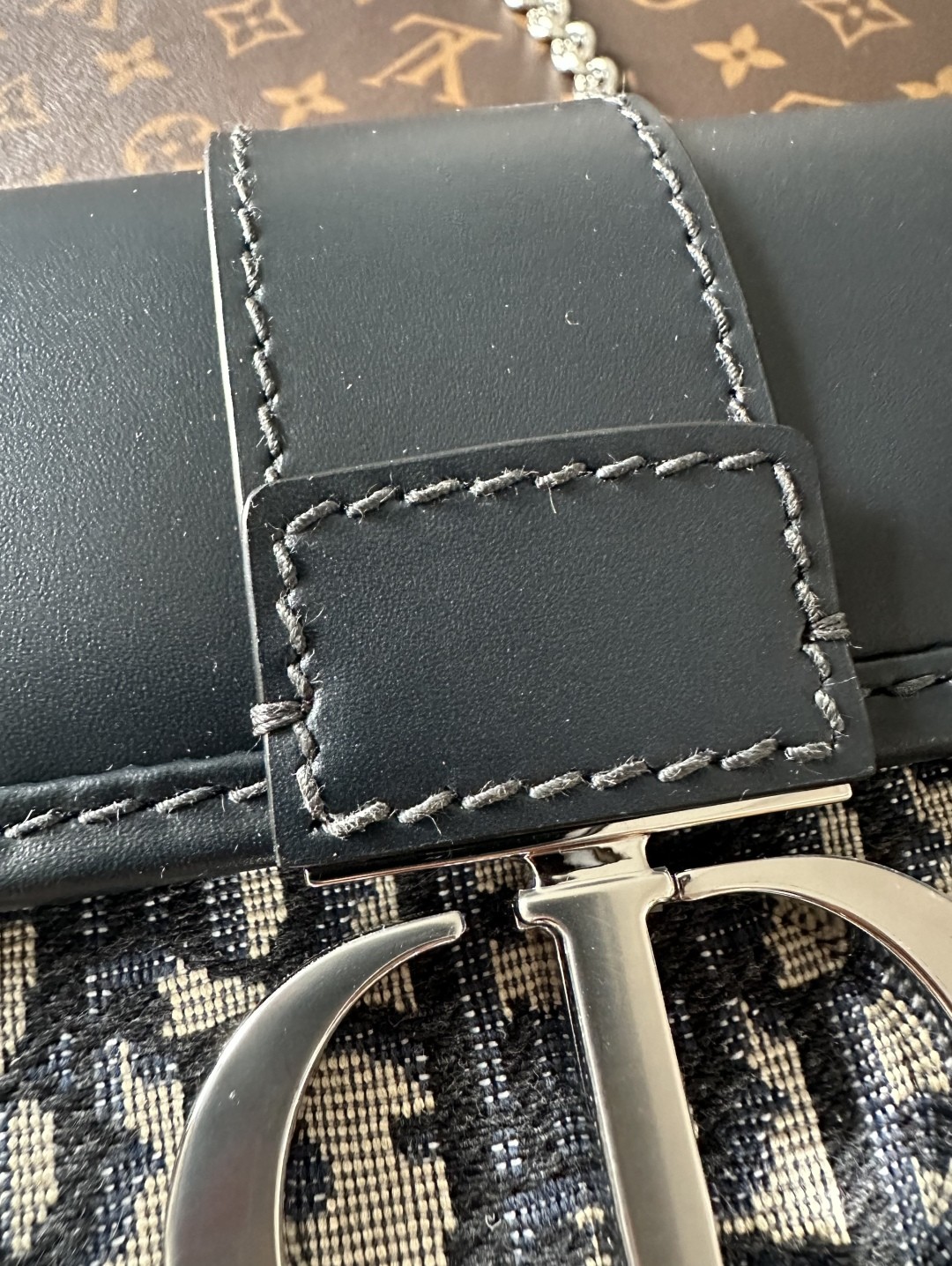 Shebag Super replica Dior Montaigne 30 east west bag review (August 2025 updated)-Best Quality Fake designer Bag Review, Replica designer bag ru Shebag Super replica Dior Montaigne 30 east west bag review (August 2025 updated)-Best Quality Fake designer Bag Review, Replica designer bag ru
