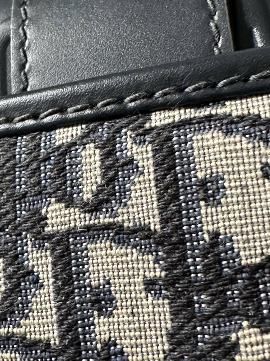Shebag Super replica Dior Montaigne 30 east west bag review (August 2025 updated)-Best Quality Fake designer Bag Review, Replica designer bag ru Shebag Super replica Dior Montaigne 30 east west bag review (August 2025 updated)-Best Quality Fake designer Bag Review, Replica designer bag ru