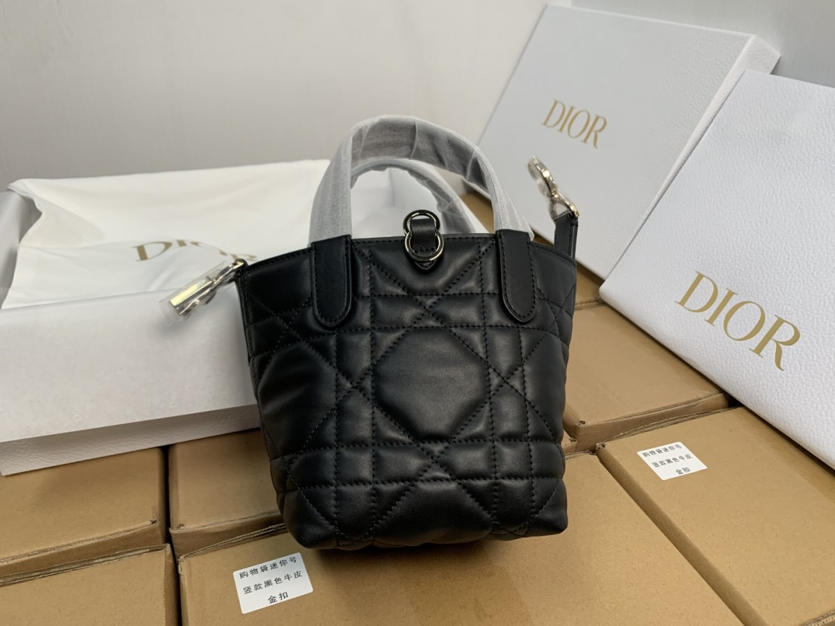 Shebag Super replica Dior toujours bag medium size review(August 2025 updated)-Best Quality Fake designer Bag Review, Replica designer bag ru Shebag Super replica Dior toujours bag medium size review(August 2025 updated)-Best Quality Fake designer Bag Review, Replica designer bag ru