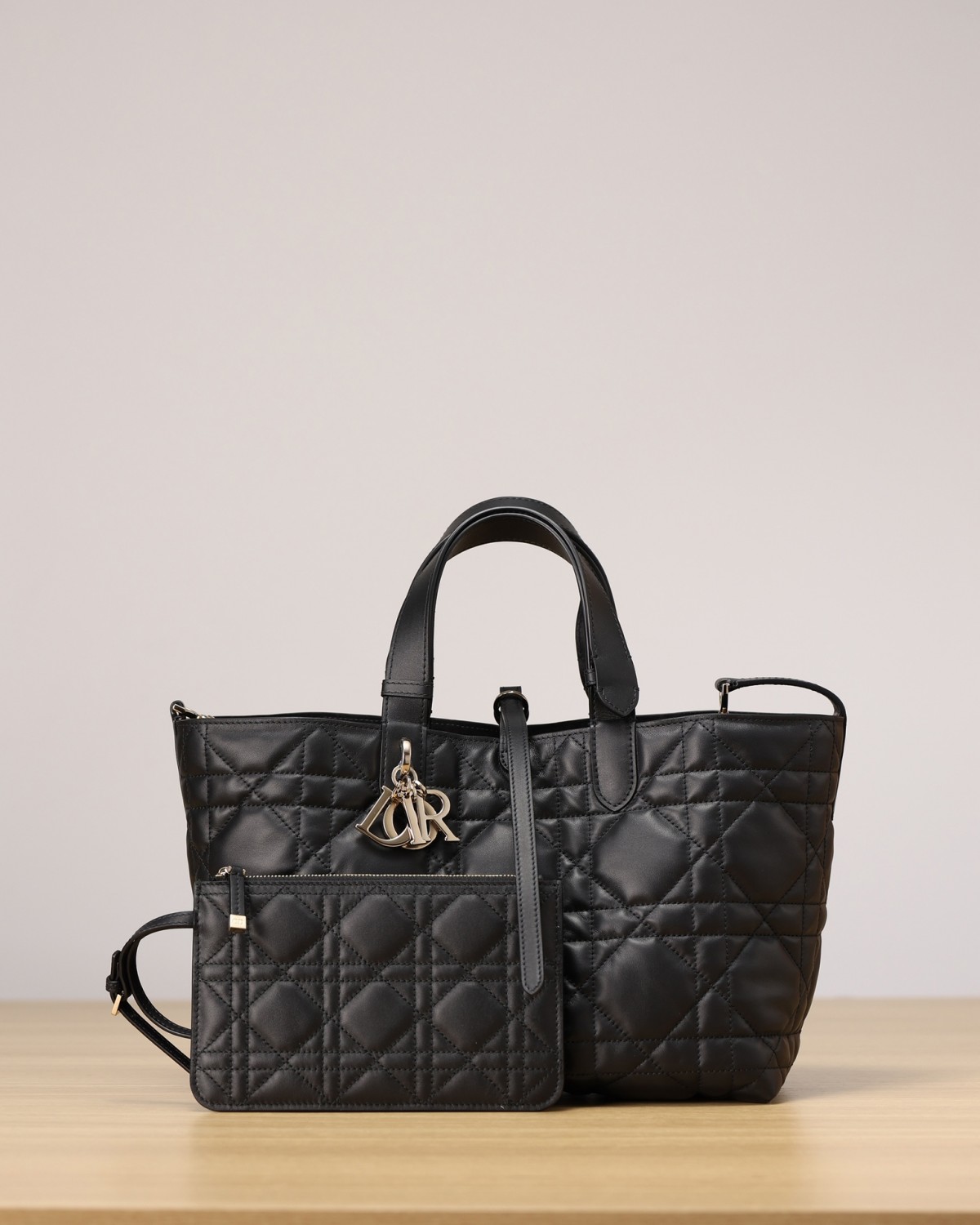 Dior Toujours medium Shebag VS Authentic bag review(August 2025 updated)-Best Quality Fake designer Bag Review, Replica designer bag ru