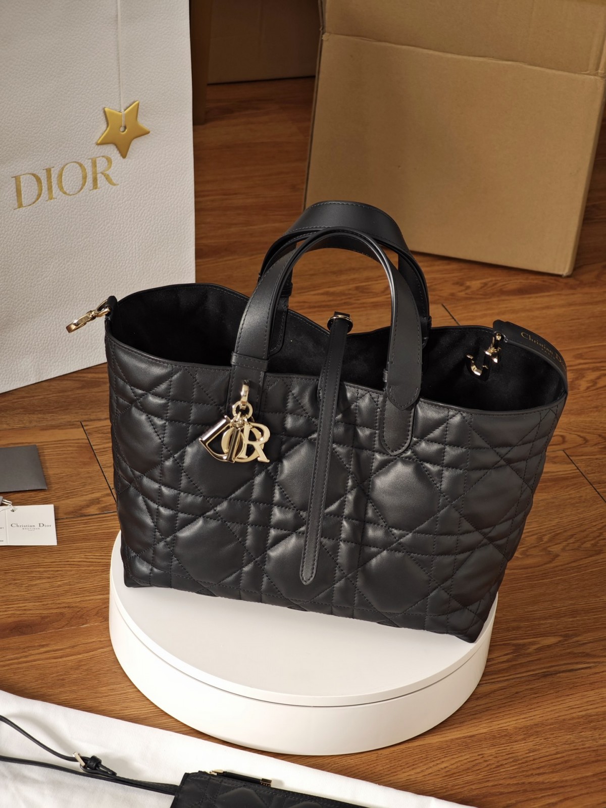 Dior Toujours medium Shebag VS Authentic bag review(August 2025 updated)-Best Quality Fake designer Bag Review, Replica designer bag ru
