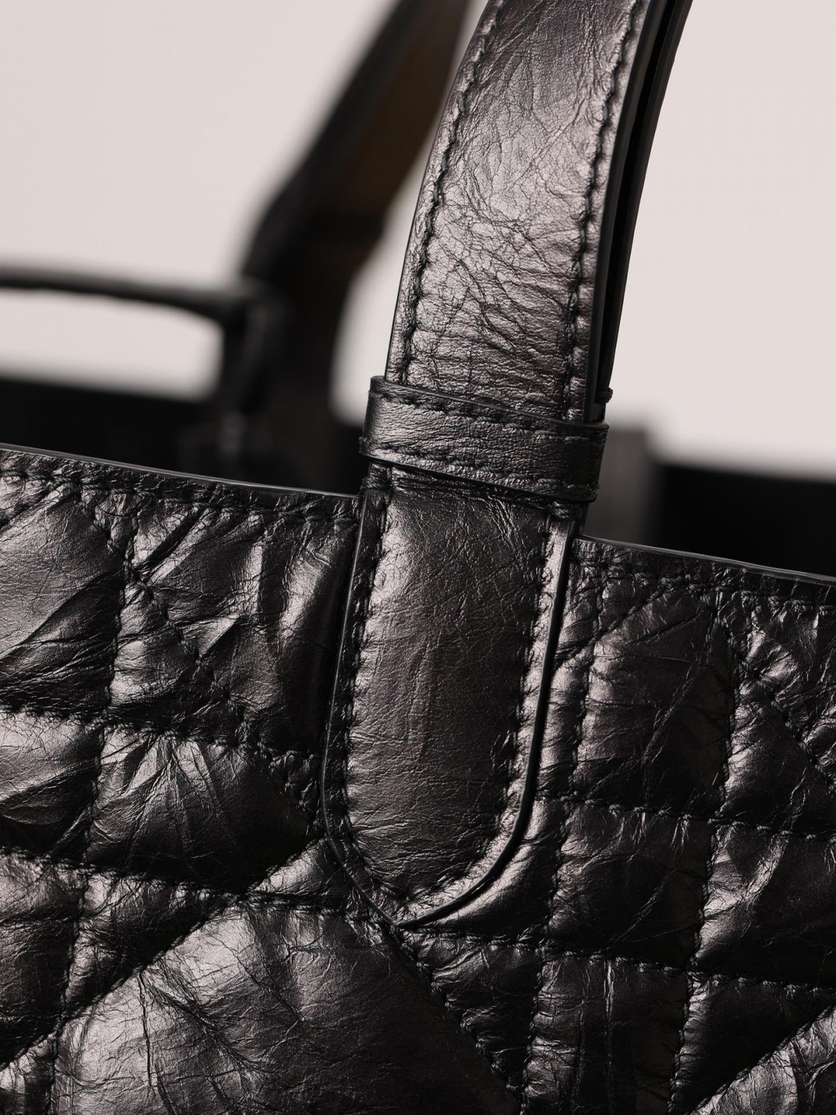 Shebag super replica Dior Toujours medium oil Wax leather bag review(August 2025 updated)-Best Quality Fake designer Bag Review, Replica designer bag ru Shebag super replica Dior Toujours medium oil Wax leather bag review(August 2025 updated)-Best Quality Fake designer Bag Review, Replica designer bag ru