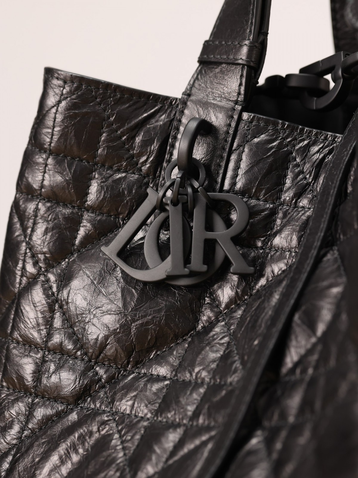 Shebag super replica Dior Toujours medium oil Wax leather bag review(August 2025 updated)-Best Quality Fake designer Bag Review, Replica designer bag ru Shebag super replica Dior Toujours medium oil Wax leather bag review(August 2025 updated)-Best Quality Fake designer Bag Review, Replica designer bag ru
