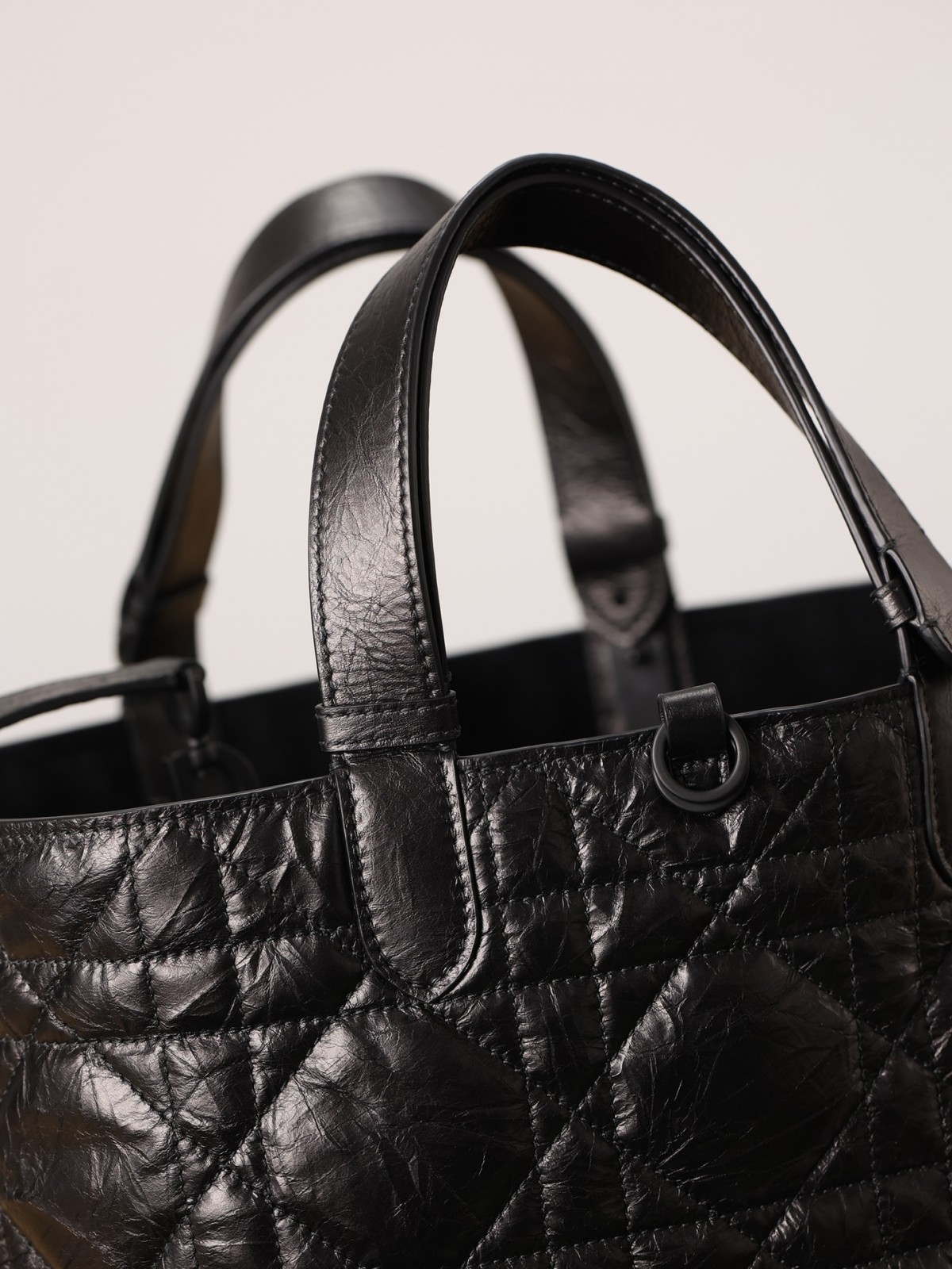 Shebag super replica Dior Toujours medium oil Wax leather bag review(August 2025 updated)-Best Quality Fake designer Bag Review, Replica designer bag ru Shebag super replica Dior Toujours medium oil Wax leather bag review(August 2025 updated)-Best Quality Fake designer Bag Review, Replica designer bag ru