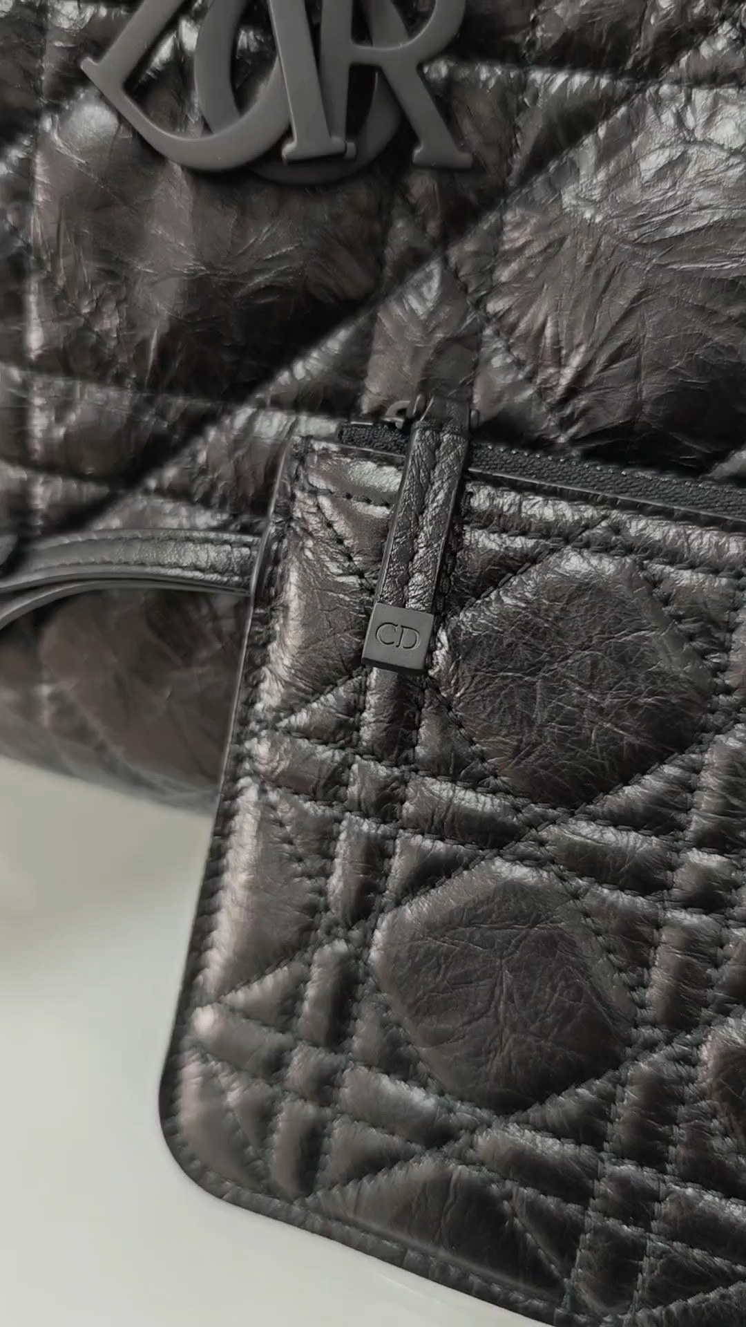 Shebag super replica Dior Toujours medium oil Wax leather bag review(August 2025 updated)-Best Quality Fake designer Bag Review, Replica designer bag ru Shebag super replica Dior Toujours medium oil Wax leather bag review(August 2025 updated)-Best Quality Fake designer Bag Review, Replica designer bag ru