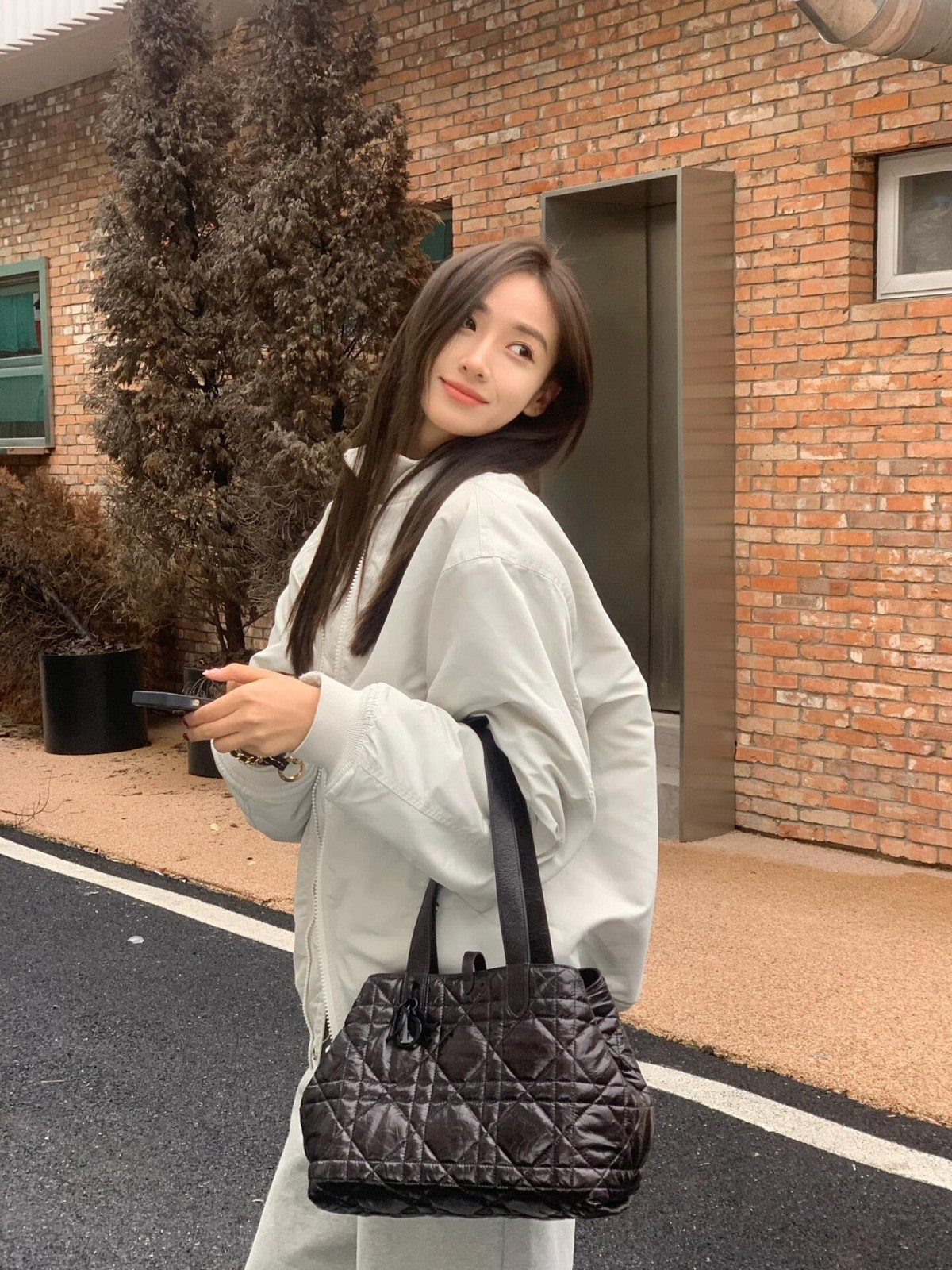Shebag super replica Dior Toujours medium oil Wax leather bag review(August 2025 updated)-Best Quality Fake designer Bag Review, Replica designer bag ru Shebag super replica Dior Toujours medium oil Wax leather bag review(August 2025 updated)-Best Quality Fake designer Bag Review, Replica designer bag ru