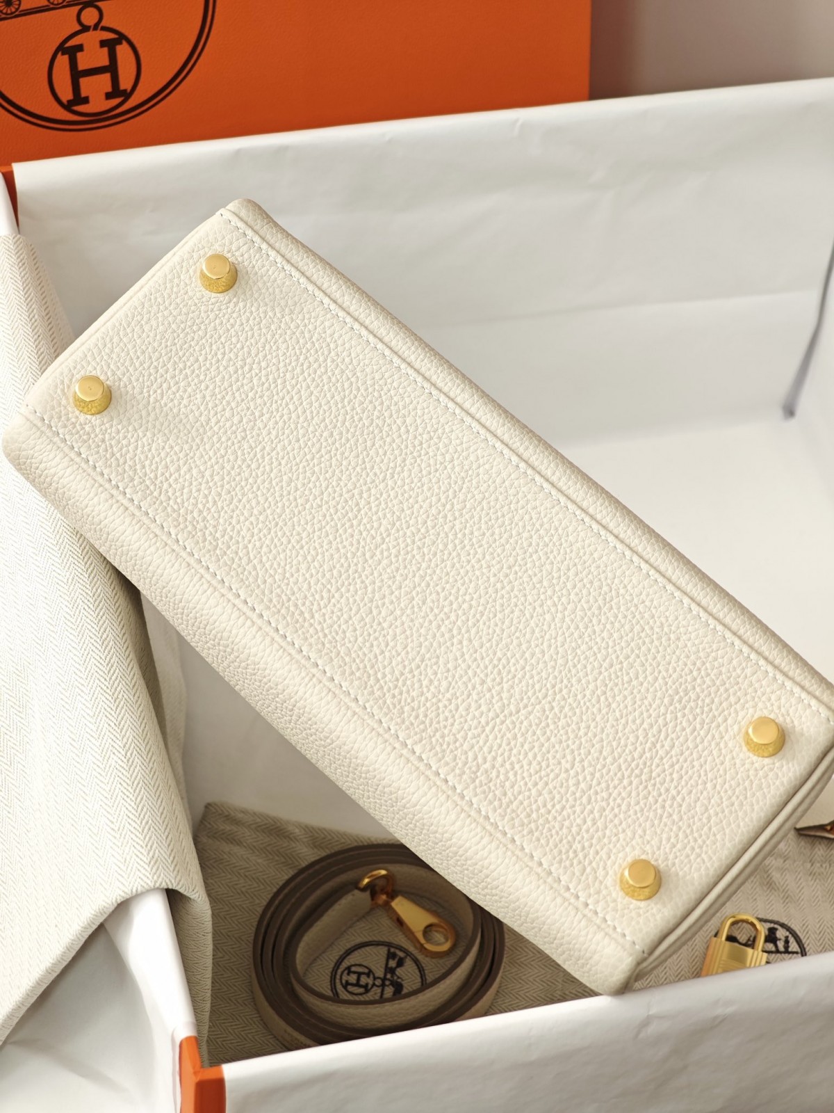 Shebag hand made Hermes Kelly 25 inner stitching review(Sep 2025 updated)-Best Quality Fake designer Bag Review, Replica designer bag ru Shebag hand made Hermes Kelly 25 inner stitching review(Sep 2025 updated)-Best Quality Fake designer Bag Review, Replica designer bag ru