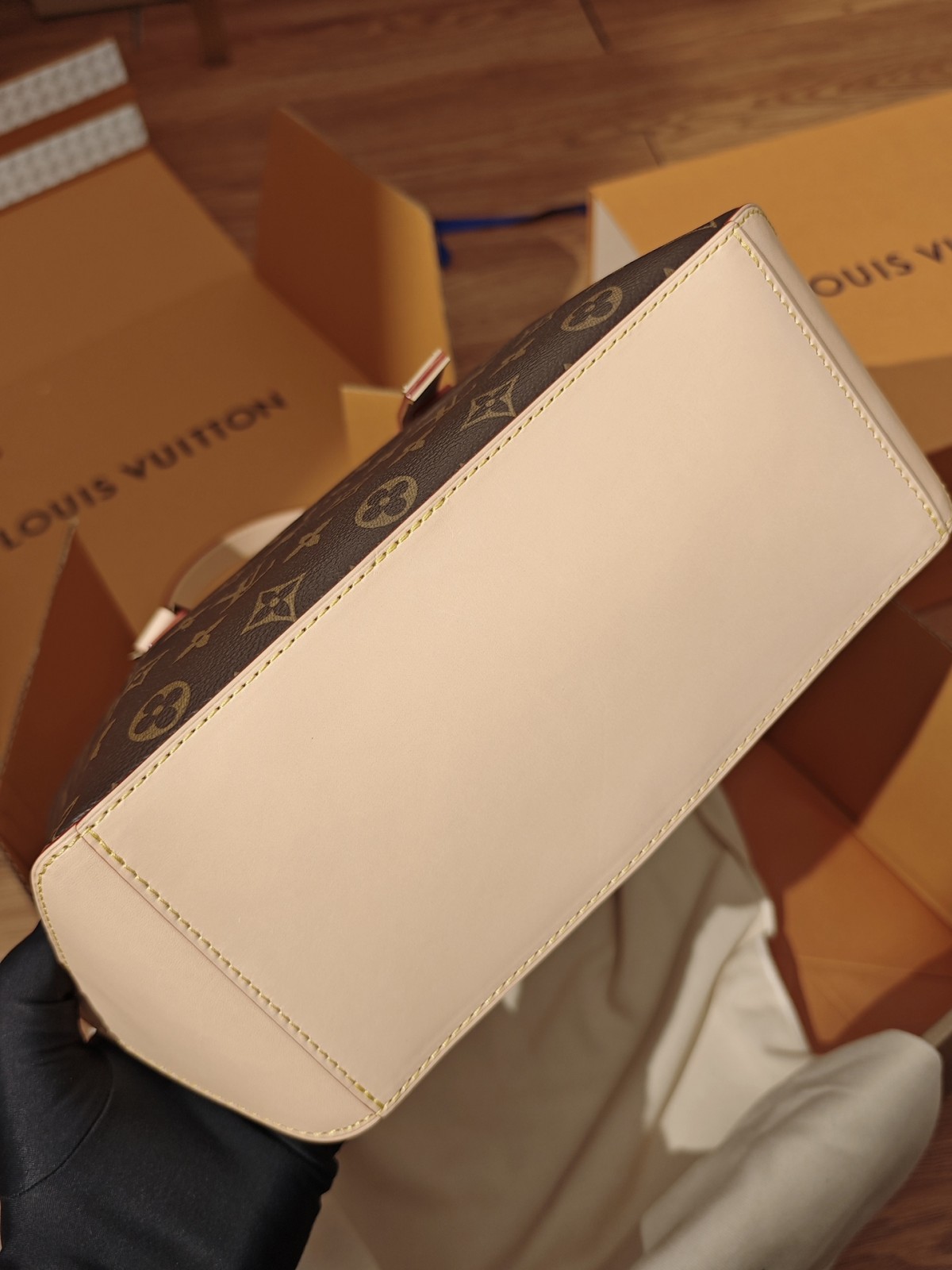 Shebag top replica Louis Vuitton Piano M12095 bag new batch comes(Sep 2025 updated)-Best Quality Fake designer Bag Review, Replica designer bag ru