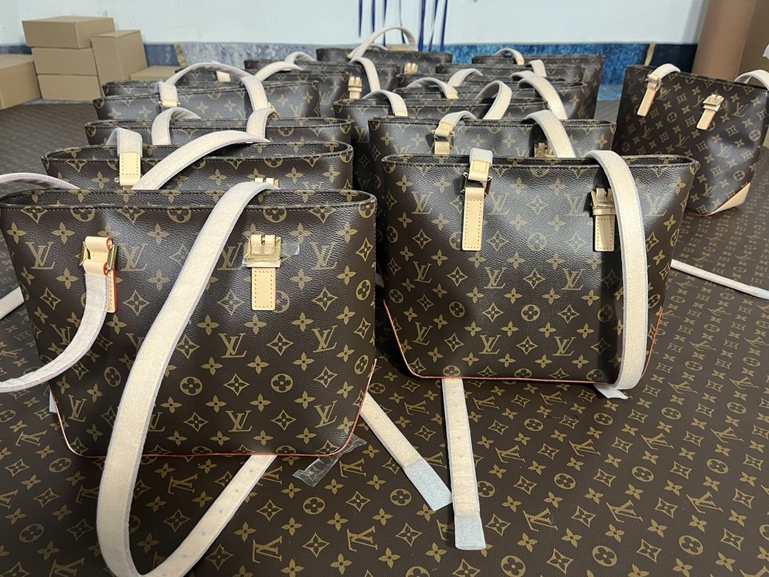 Shebag top replica Louis Vuitton Piano M12095 bag new batch comes(Sep 2025 updated)-Best Quality Fake designer Bag Review, Replica designer bag ru
