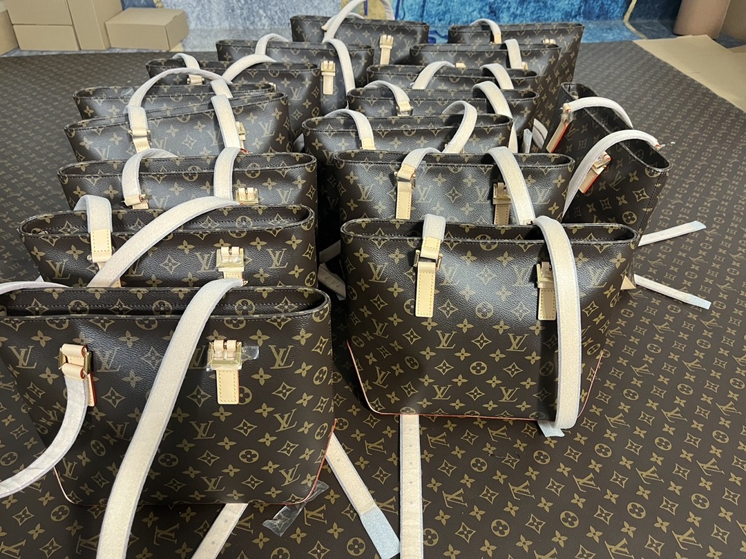 Shebag top replica Louis Vuitton Piano M12095 bag new batch comes(Sep 2025 updated)-Best Quality Fake designer Bag Review, Replica designer bag ru