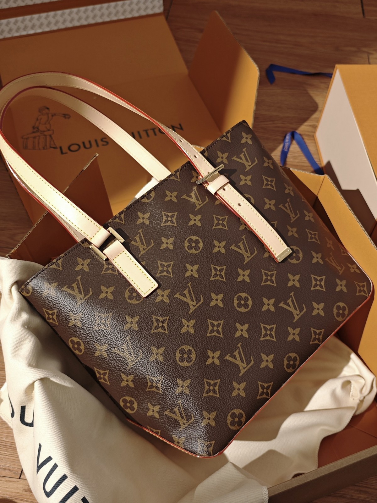 Shebag top replica Louis Vuitton Piano M12095 bag new batch comes(Sep 2025 updated)-Best Quality Fake designer Bag Review, Replica designer bag ru
