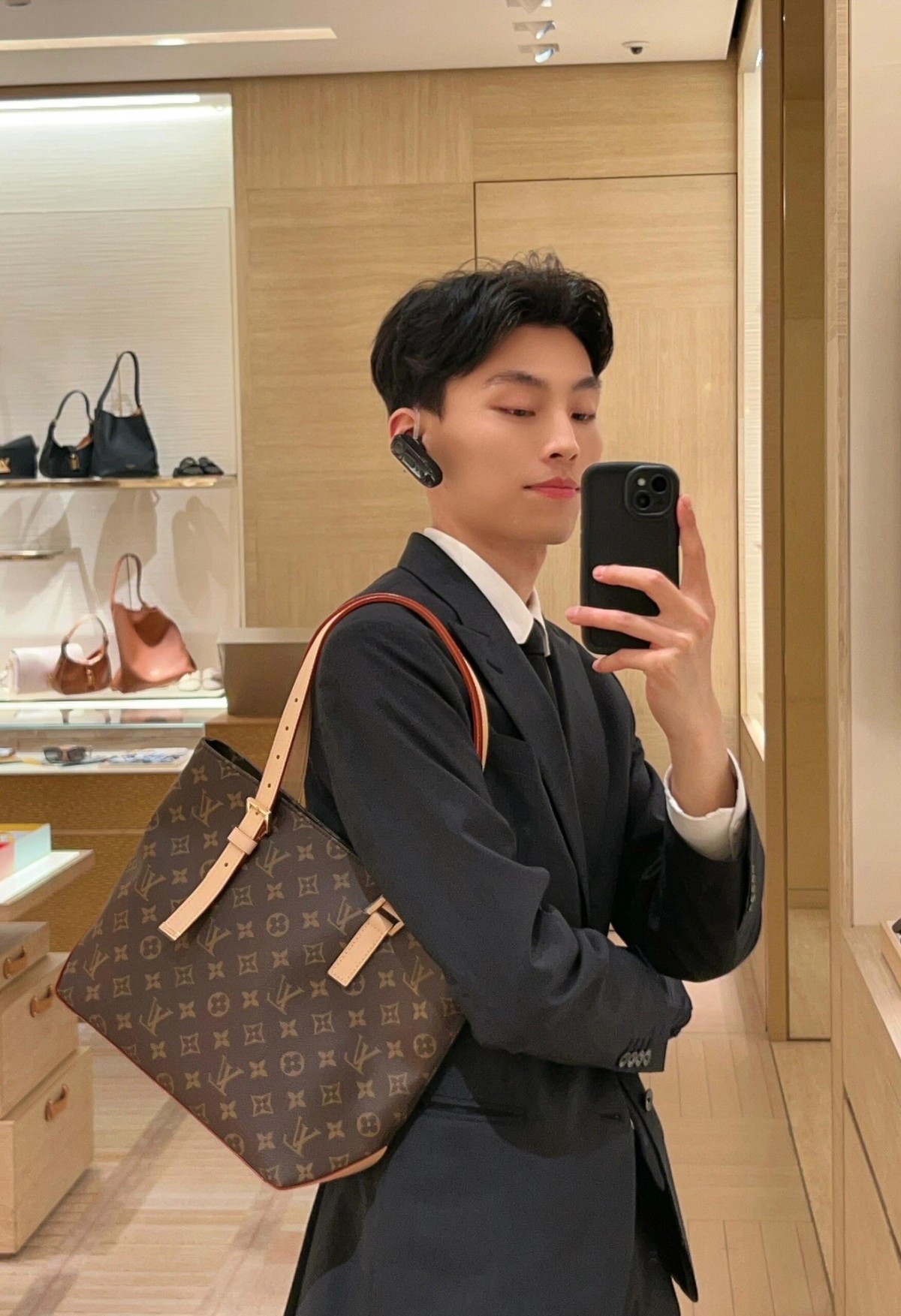 Shebag top replica Louis Vuitton Piano M12095 bag new batch comes(Sep 2025 updated)-Best Quality Fake designer Bag Review, Replica designer bag ru
