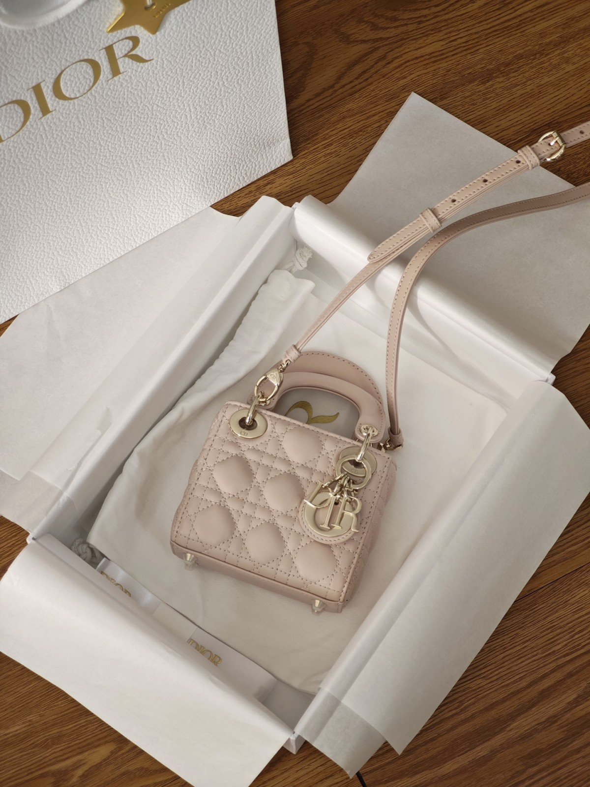 Shebag super replica Micro Lady Dior 12cm pink bag review(Sep 2025 updated)-Best Quality Fake designer Bag Review, Replica designer bag ru Shebag super replica Micro Lady Dior 12cm pink bag review(Sep 2025 updated)-Best Quality Fake designer Bag Review, Replica designer bag ru
