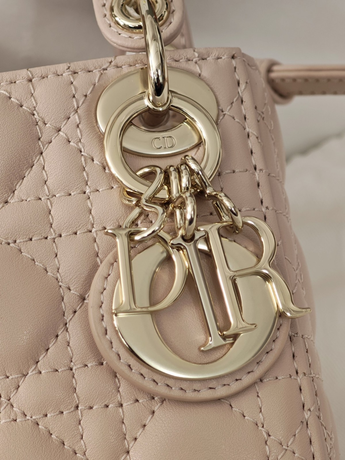 Shebag super replica Micro Lady Dior 12cm pink bag review(Sep 2025 updated)-Best Quality Fake designer Bag Review, Replica designer bag ru Shebag super replica Micro Lady Dior 12cm pink bag review(Sep 2025 updated)-Best Quality Fake designer Bag Review, Replica designer bag ru