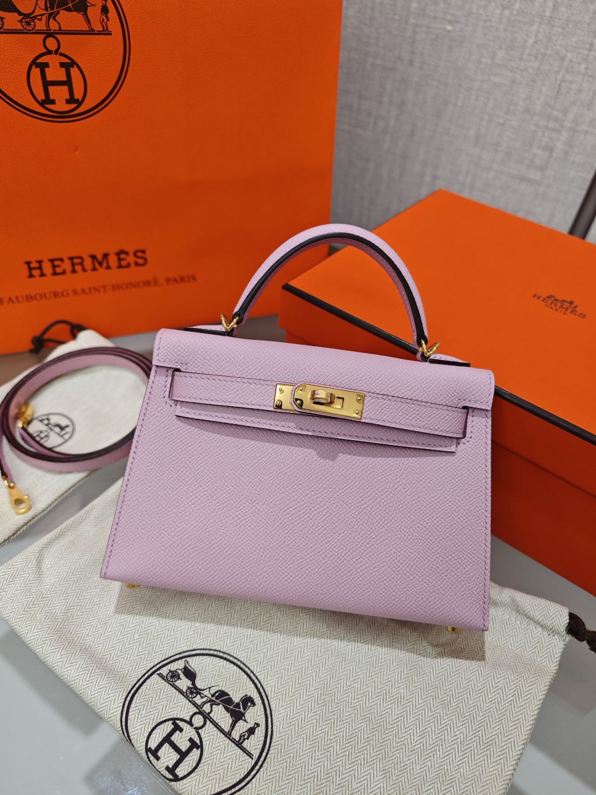 Shebag hand made Hermes Mini Kelly 2 in purple pink bag review(Sep 2025 updated)-Best Quality Fake designer Bag Review, Replica designer bag ru Shebag hand made Hermes Mini Kelly 2 in purple pink bag review(Sep 2025 updated)-Best Quality Fake designer Bag Review, Replica designer bag ru