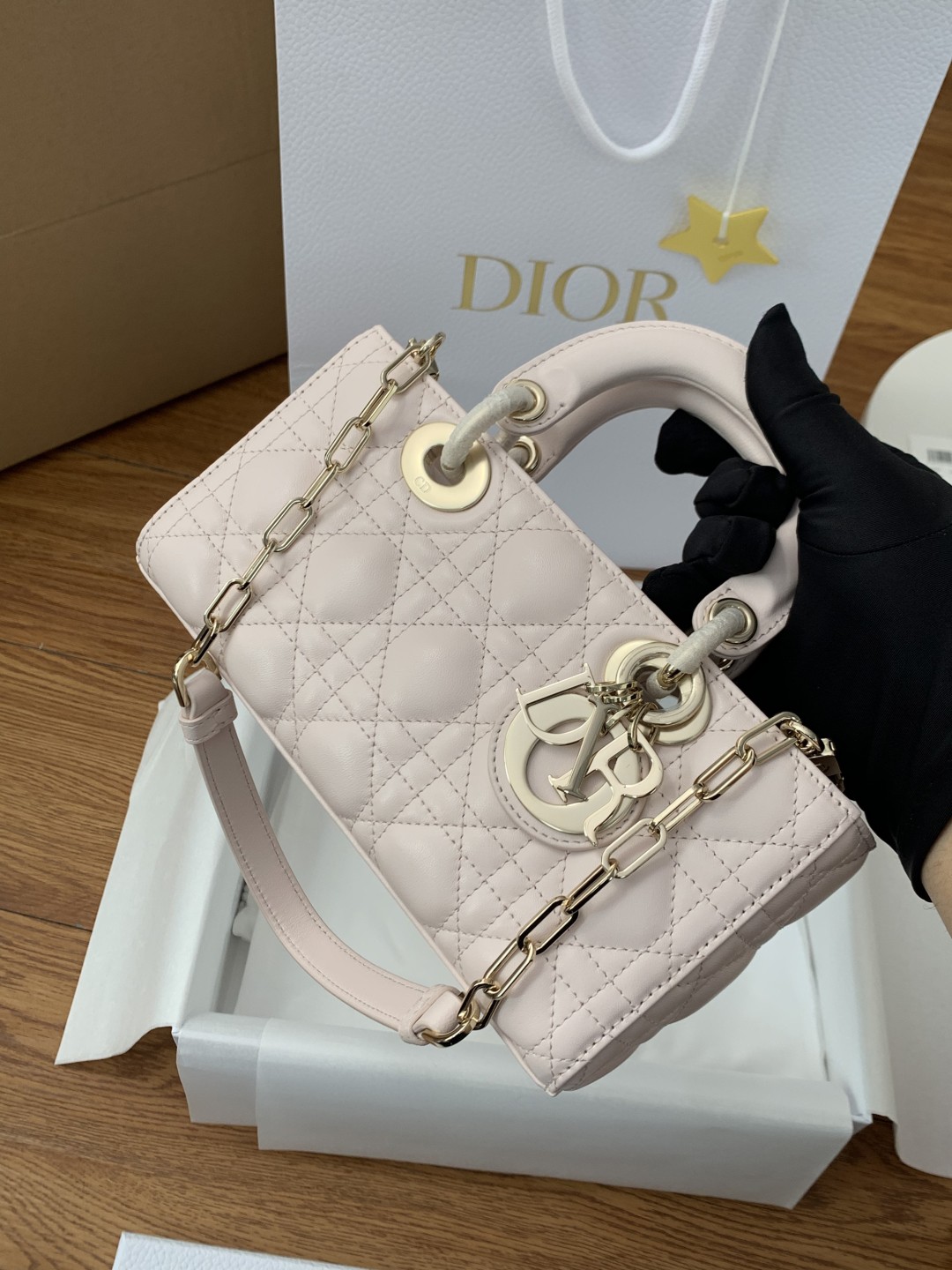 Shebag super replica Dior pink bag Lady Dior review(Oct 2025 updated)-Best Quality Fake designer Bag Review, Replica designer bag ru