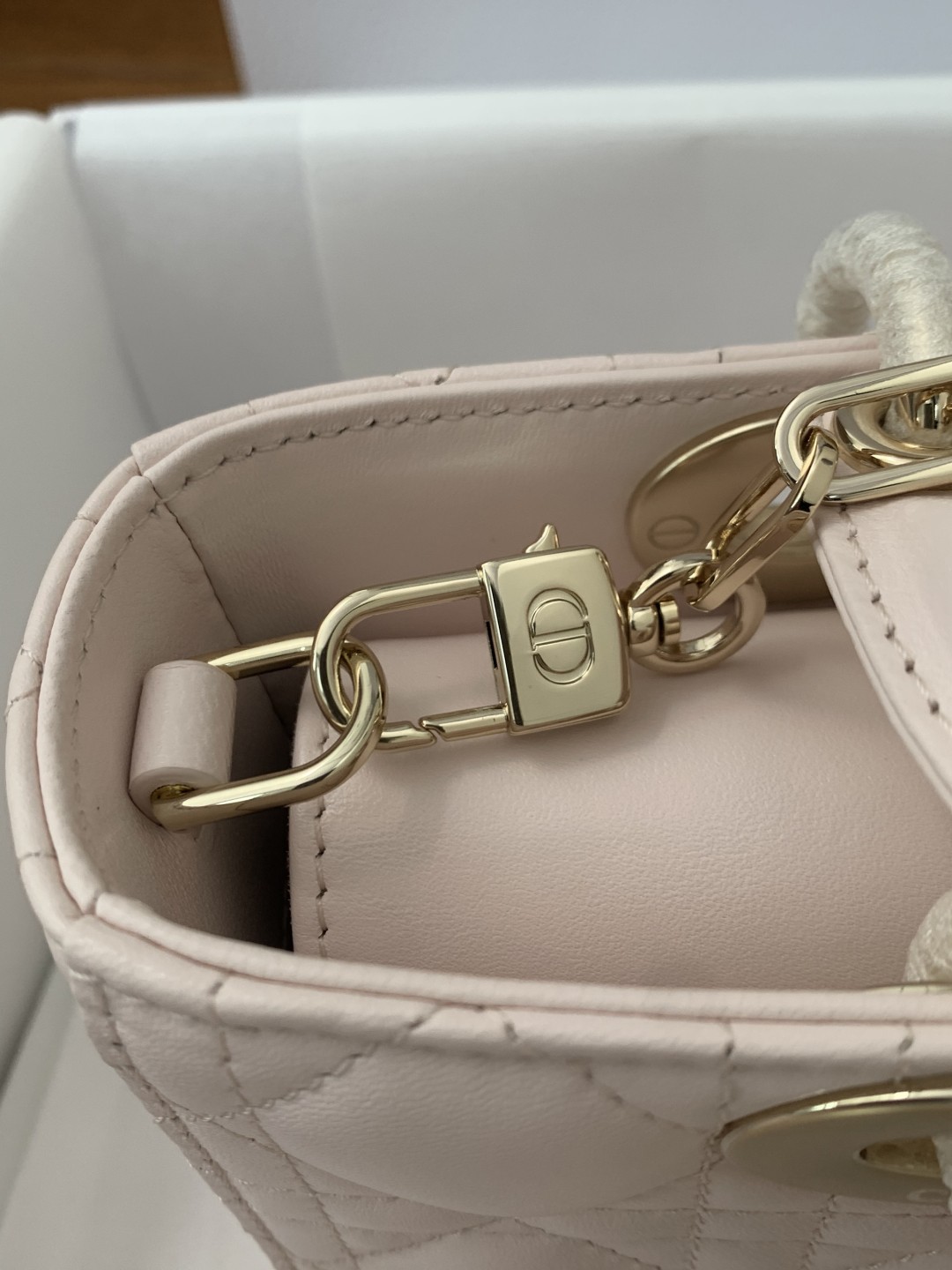 Shebag super replica Dior pink bag Lady Dior review(Oct 2025 updated)-Best Quality Fake designer Bag Review, Replica designer bag ru