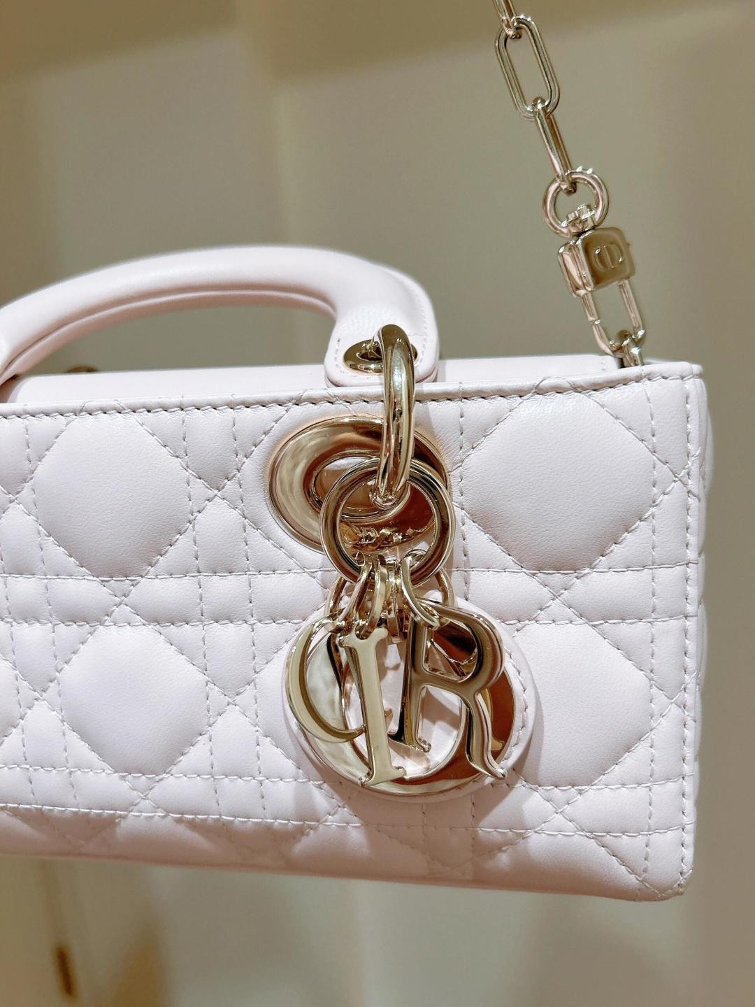 Shebag super replica Dior pink bag Lady Dior review(Oct 2025 updated)-Best Quality Fake designer Bag Review, Replica designer bag ru