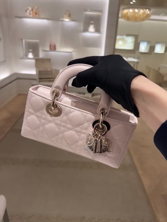 Shebag super replica Dior pink bag Lady Dior review(Oct 2025 updated)-Best Quality Fake designer Bag Review, Replica designer bag ru