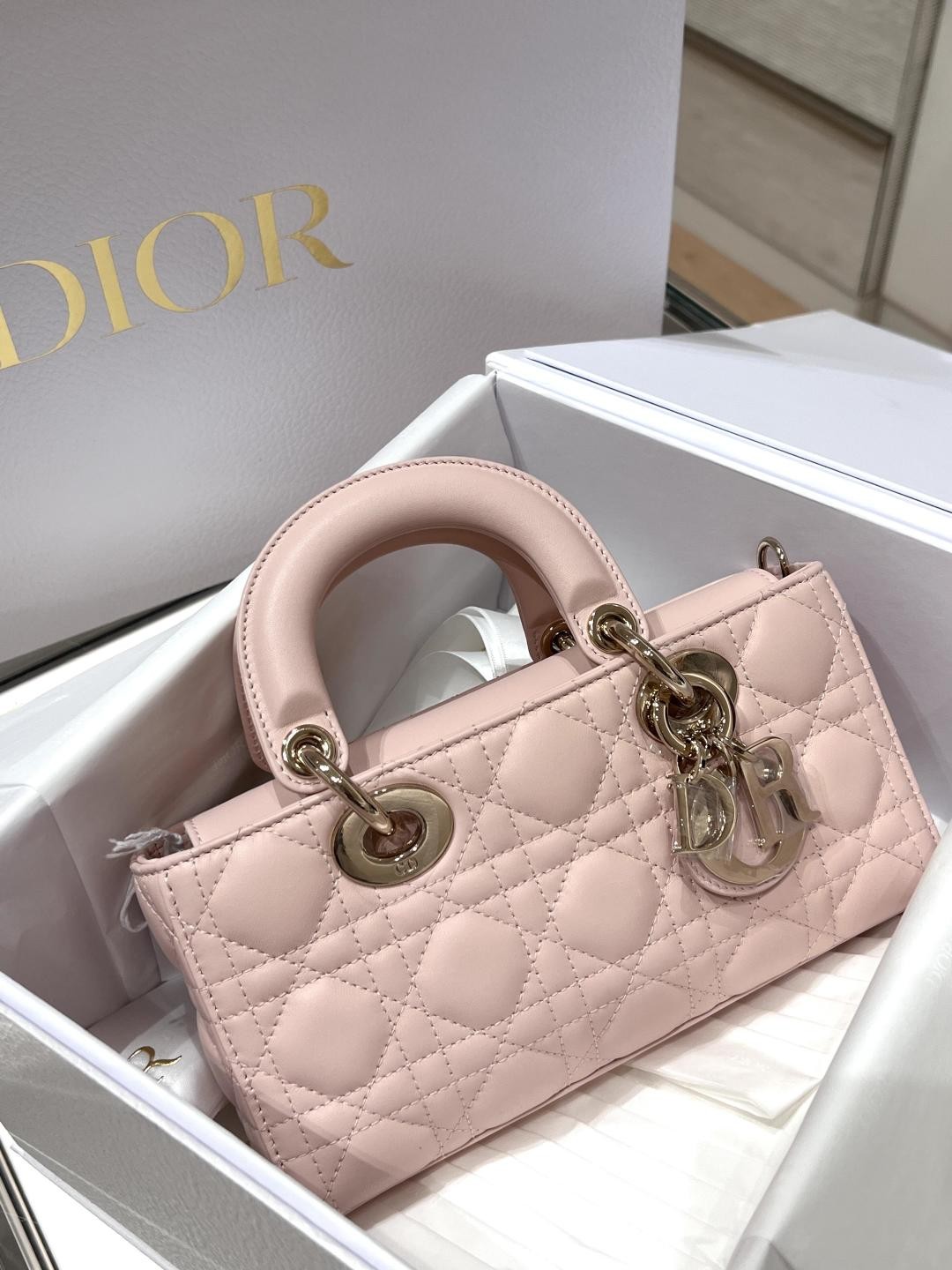 Shebag super replica Dior pink bag Lady Dior review(Oct 2025 updated)-Best Quality Fake designer Bag Review, Replica designer bag ru