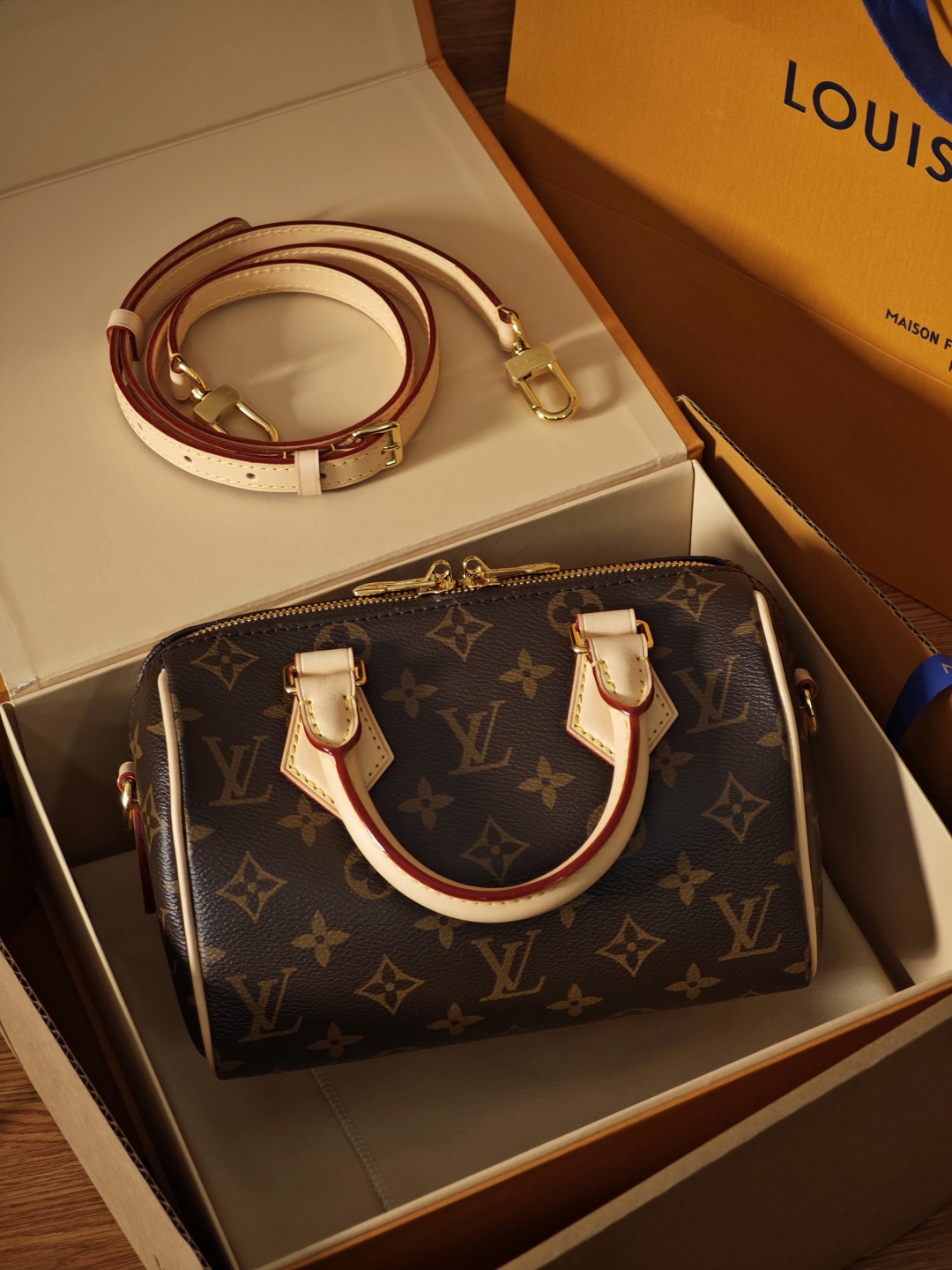 Shebag super replica Louis Vuitton Speedy 20 bag collection(Oct 2025 updated)-Best Quality Fake designer Bag Review, Replica designer bag ru