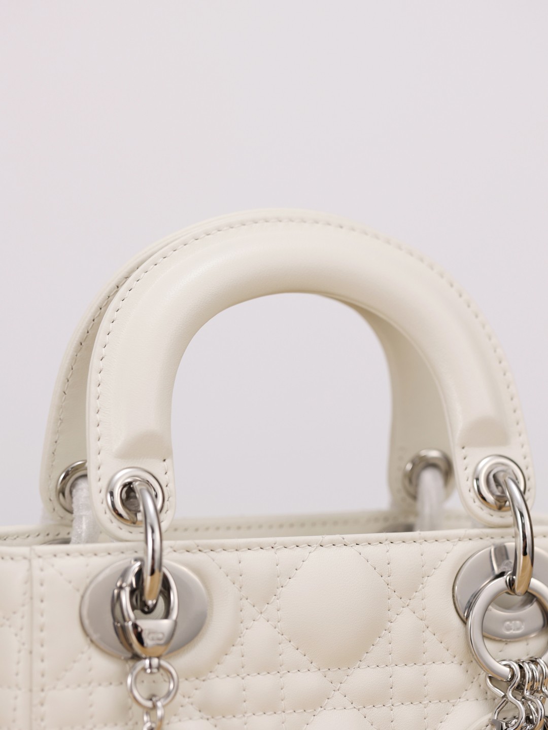 Shebag Super quality Lady Dior Snow White bag(Oct 2025 updated)-Best Quality Fake designer Bag Review, Replica designer bag ru