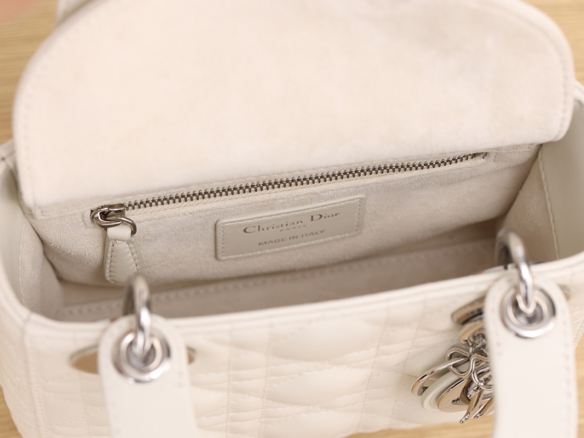 Shebag Super quality Lady Dior Snow White bag(Oct 2025 updated)-Best Quality Fake designer Bag Review, Replica designer bag ru