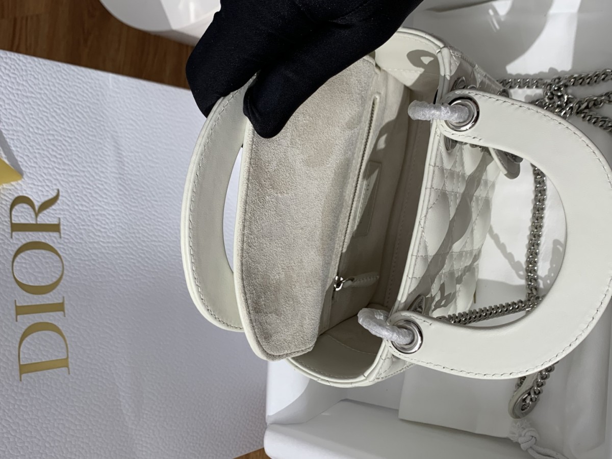 Shebag Super quality Lady Dior Snow White bag(Oct 2025 updated)-Best Quality Fake designer Bag Review, Replica designer bag ru