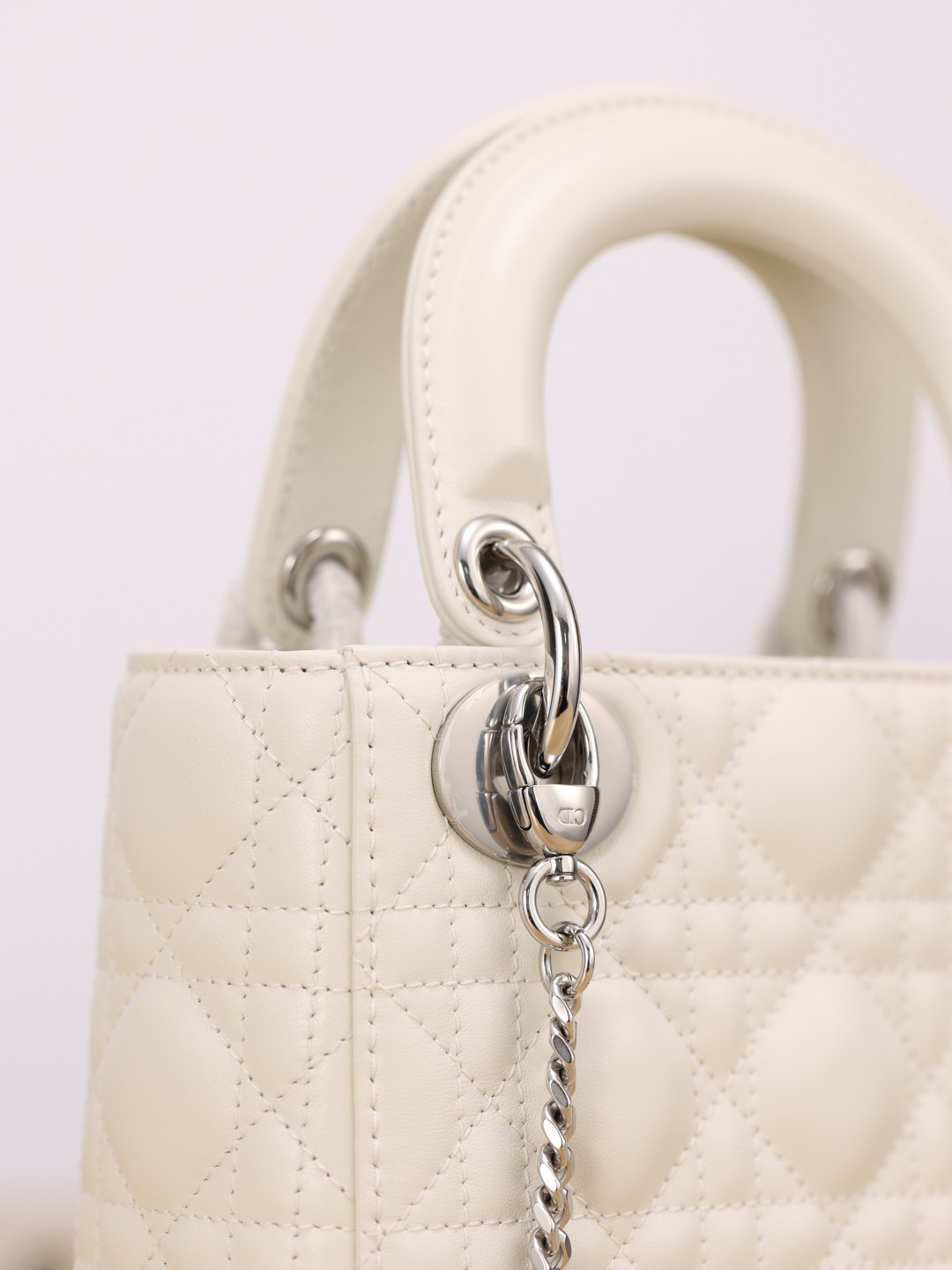Shebag Super quality Lady Dior Snow White bag(Oct 2025 updated)-Best Quality Fake designer Bag Review, Replica designer bag ru